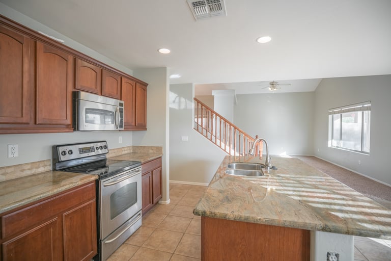 Photo 8 of 34 - 4403 W Maldonado Rd, Laveen, AZ 85339