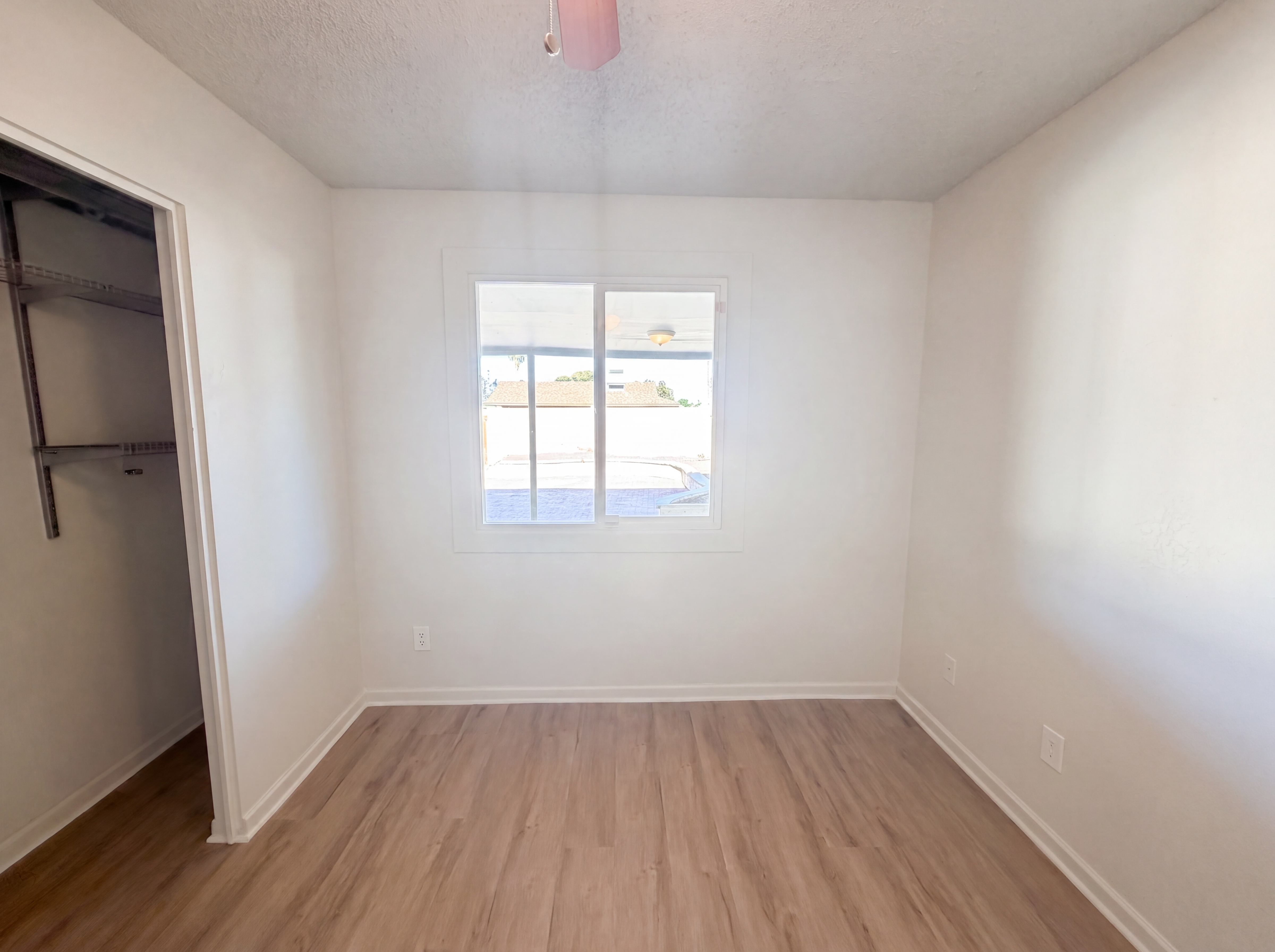 Photo 10 of 22 of 3265 W Mauna Loa Ln, Phoenix, AZ