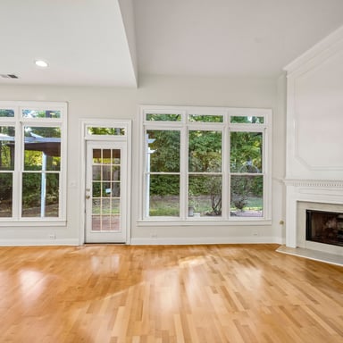 Property photo 3 of 3054 Montclair Cir SE