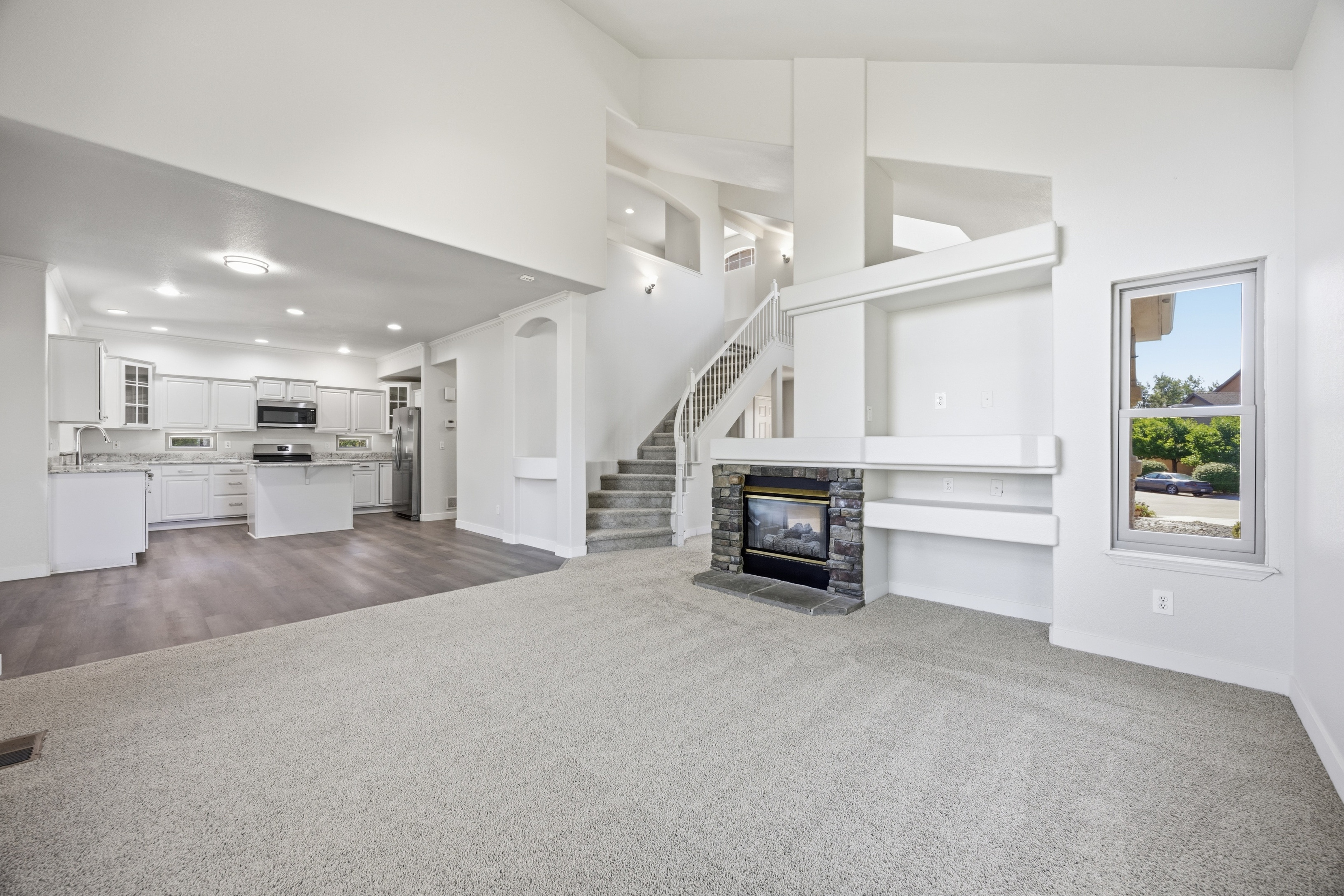 Photo 9 of 59 of 4770 Paramount Pl, Colorado Springs, CO