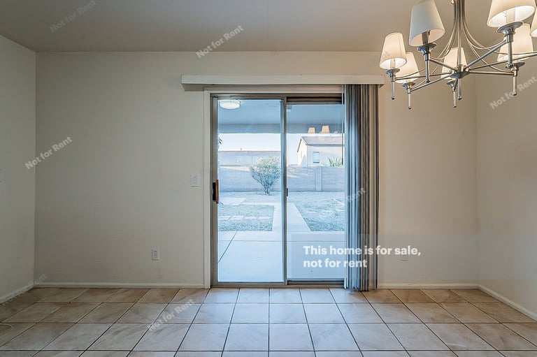 Photo 11 of 19 - 43866 W Sagebrush Trl, Maricopa, AZ 85138
