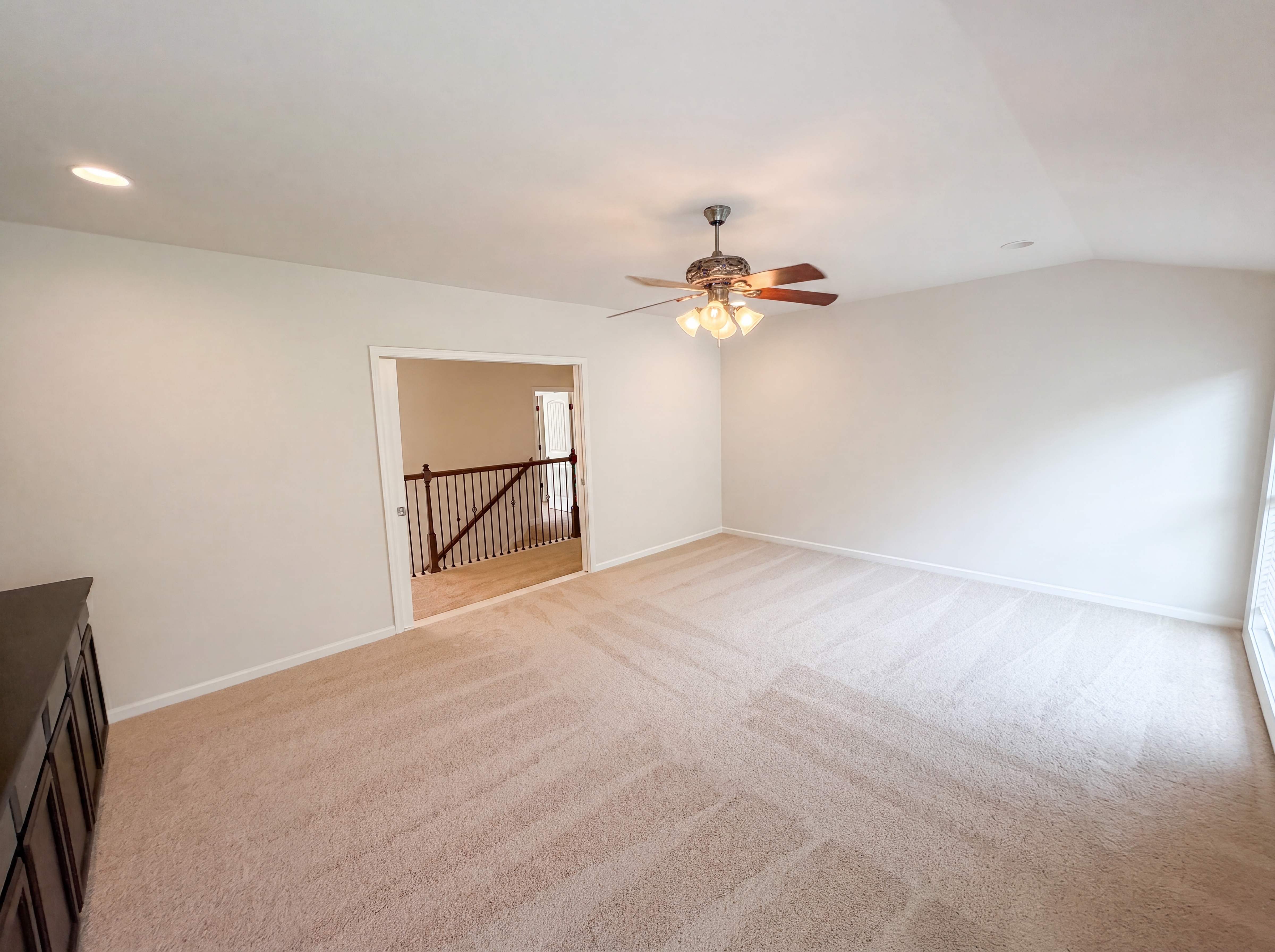 Photo 23 of 51 of 1481 Azalea Brook Dr, Lawrenceville, GA