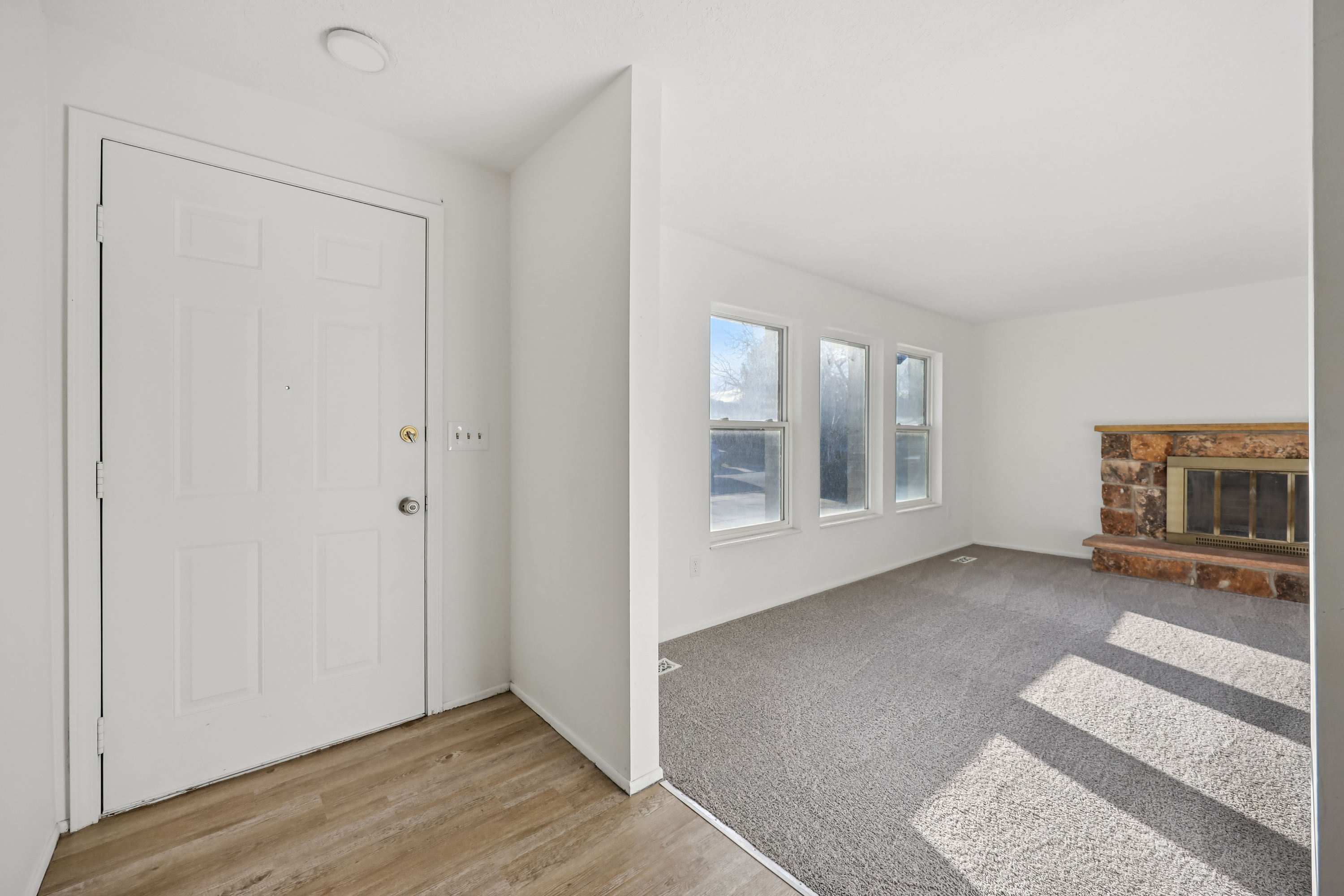 Photo 12 of 40 of 3020 W Rosa Vista Dr, Taylorsville, UT