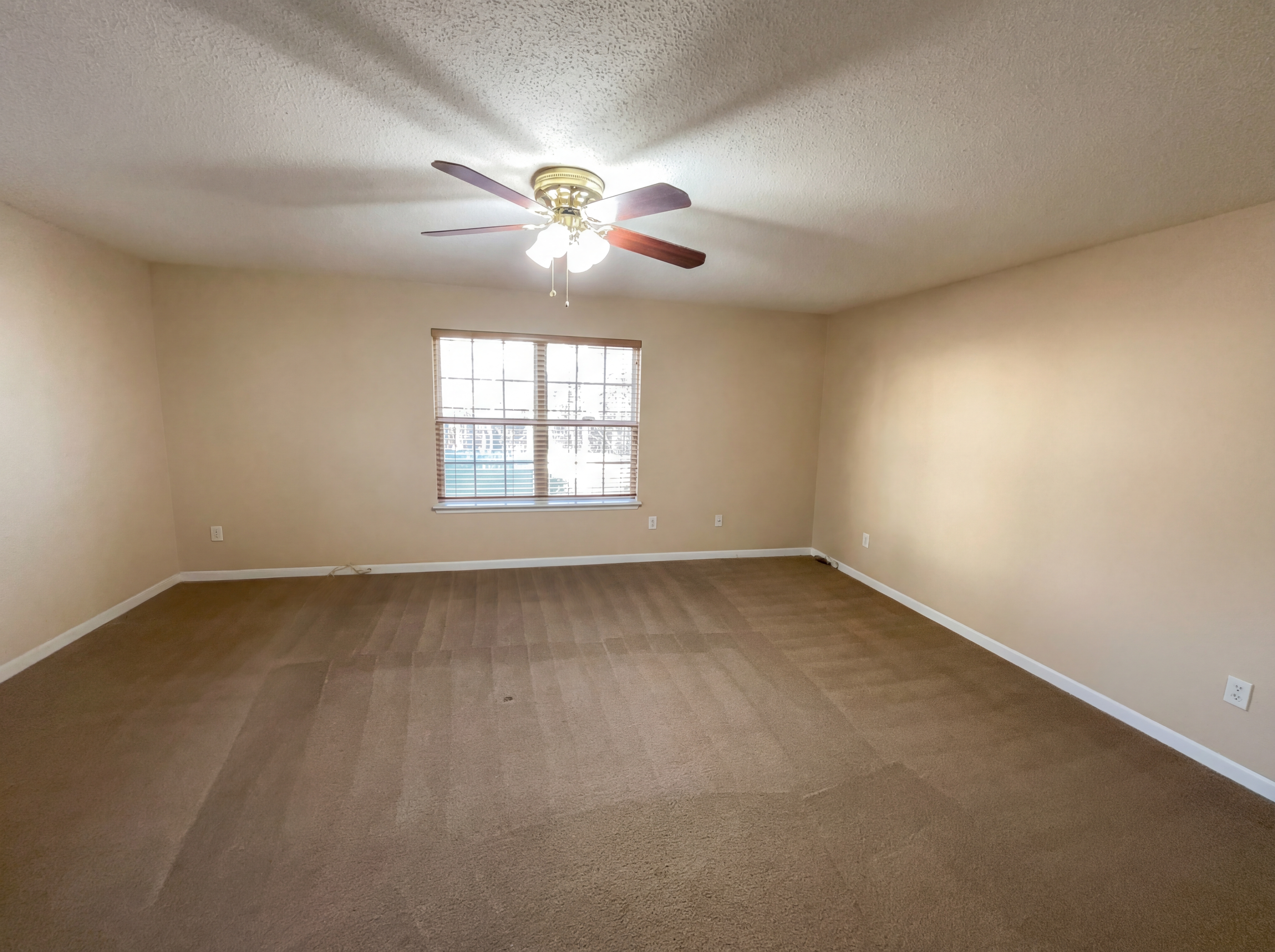 Photo 19 of 24 of 3062 Crest Ridge Cir SW, Marietta, GA