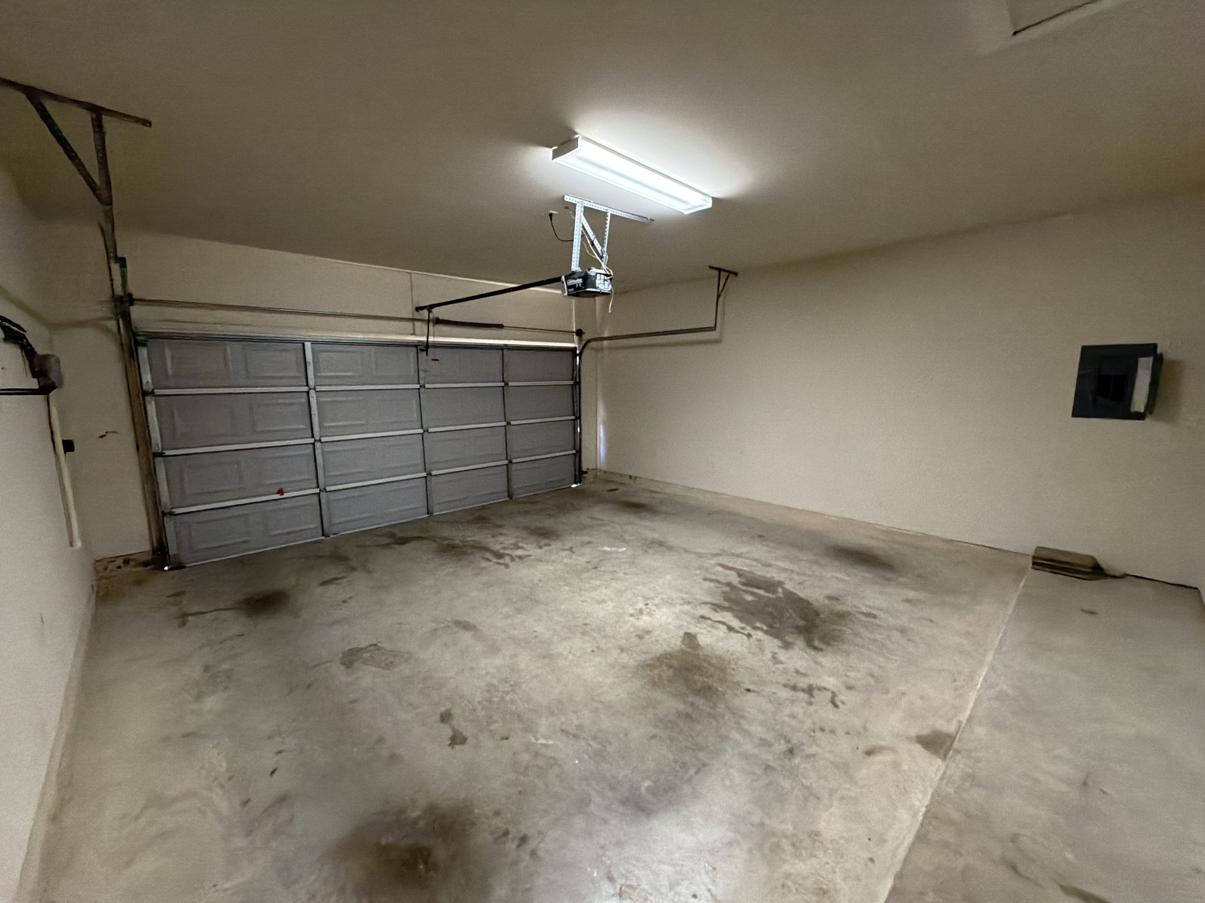 Photo 31 of 36 of 12016 Timber Heights Dr, Austin, TX