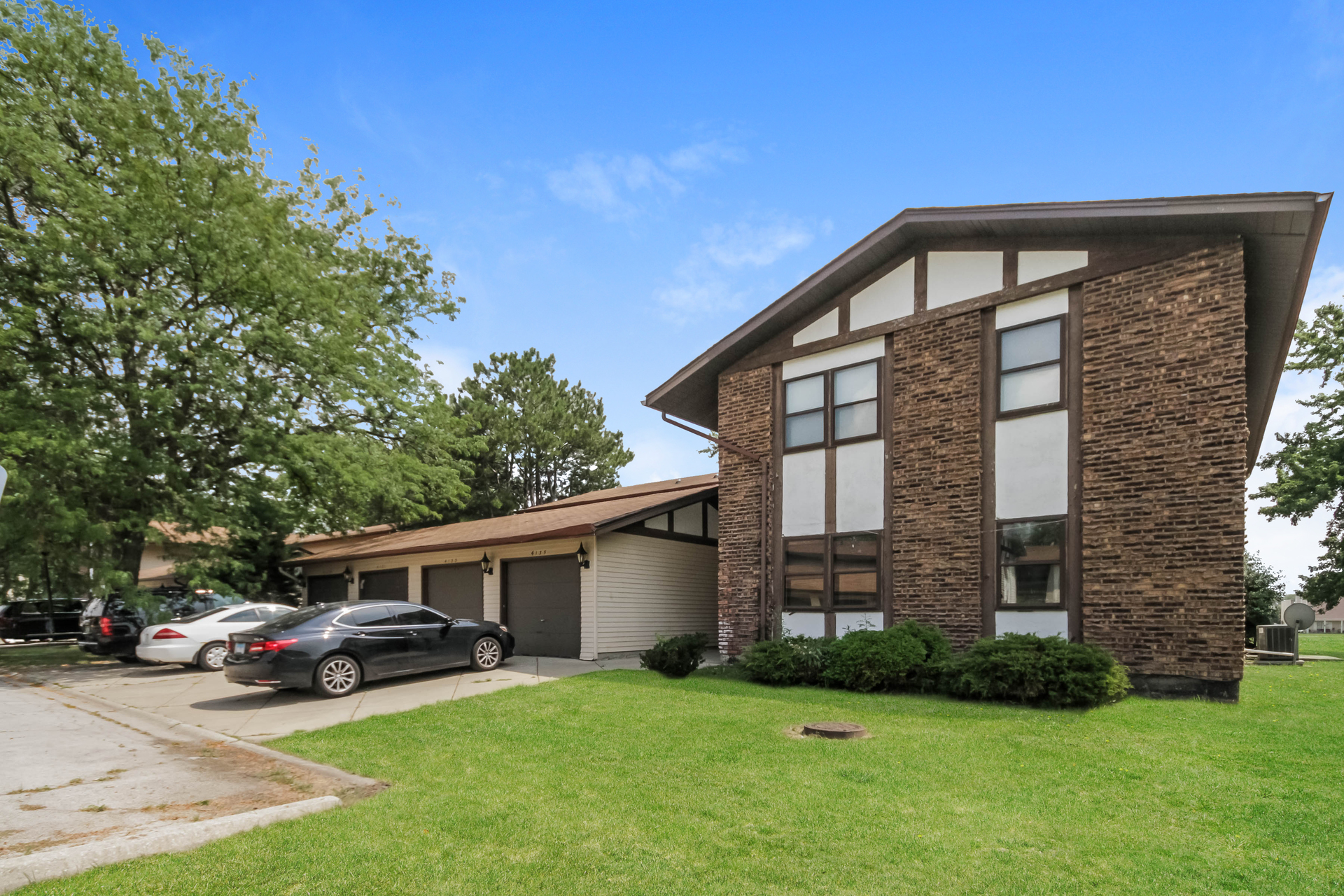 Photo 40 of 42 of 4133 193rd St, Country Club Hills, IL