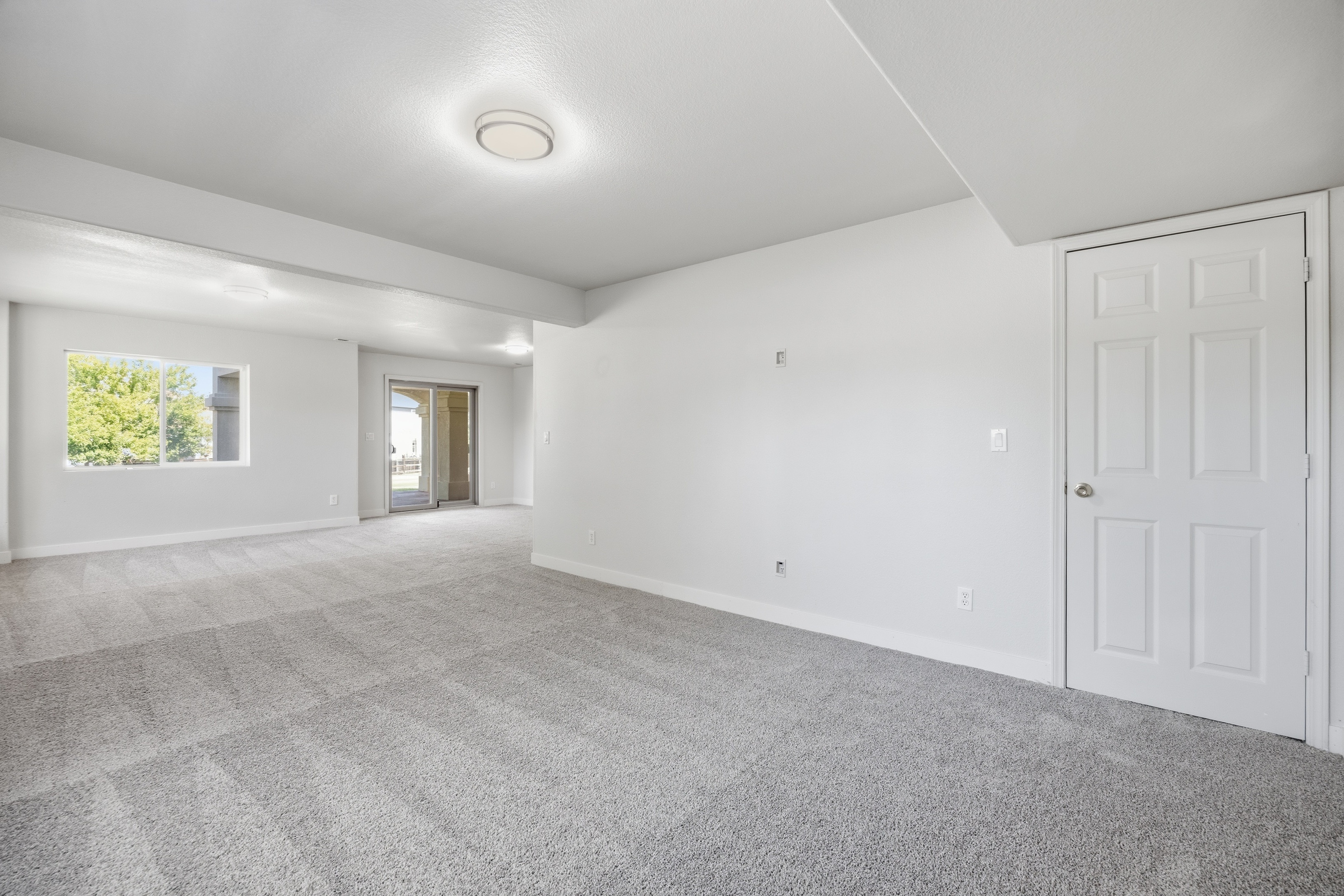 Photo 13 of 59 of 4770 Paramount Pl, Colorado Springs, CO