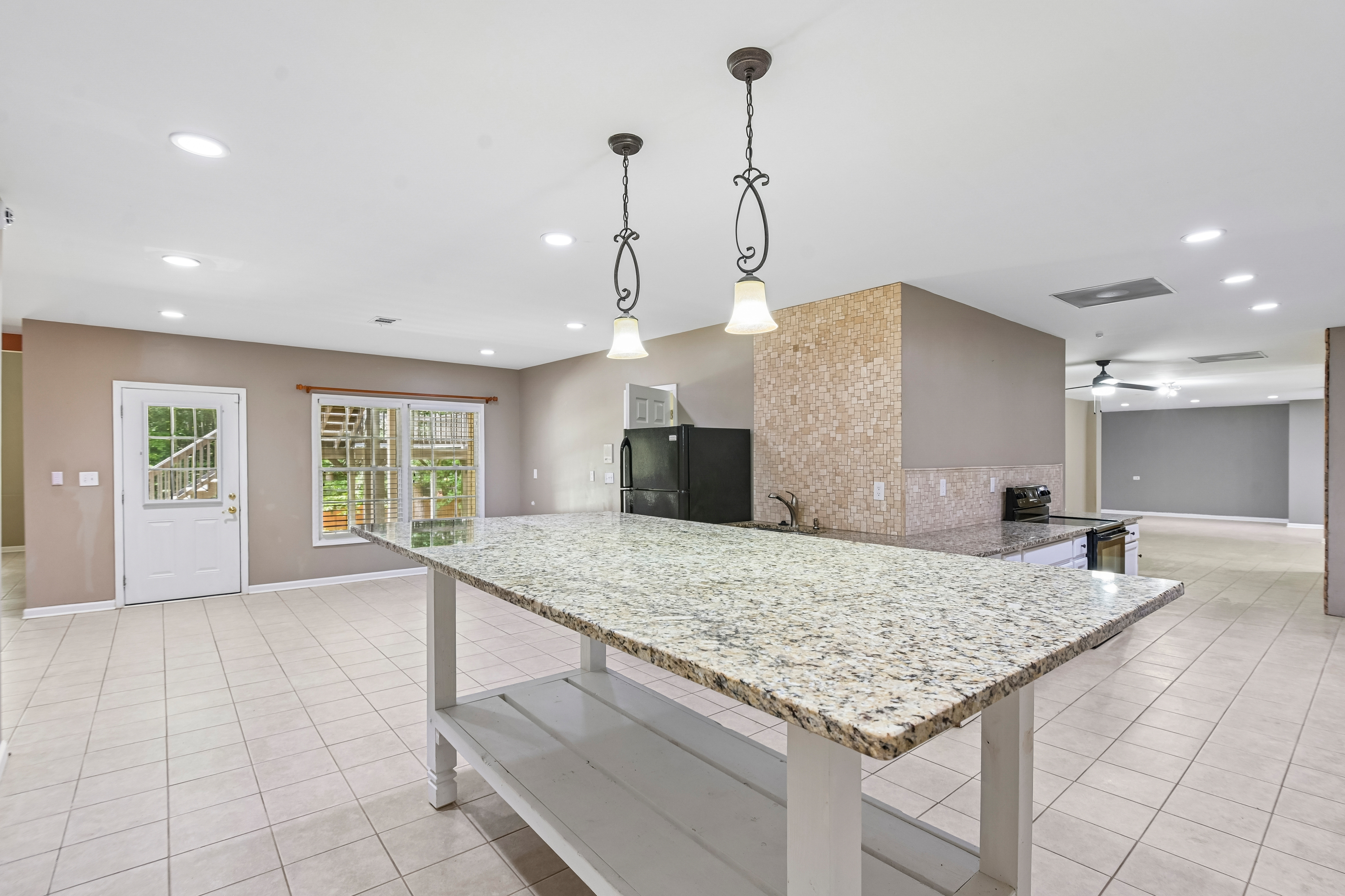 Photo 53 of 79 of 2077 Coolidge Way NW, Acworth, GA