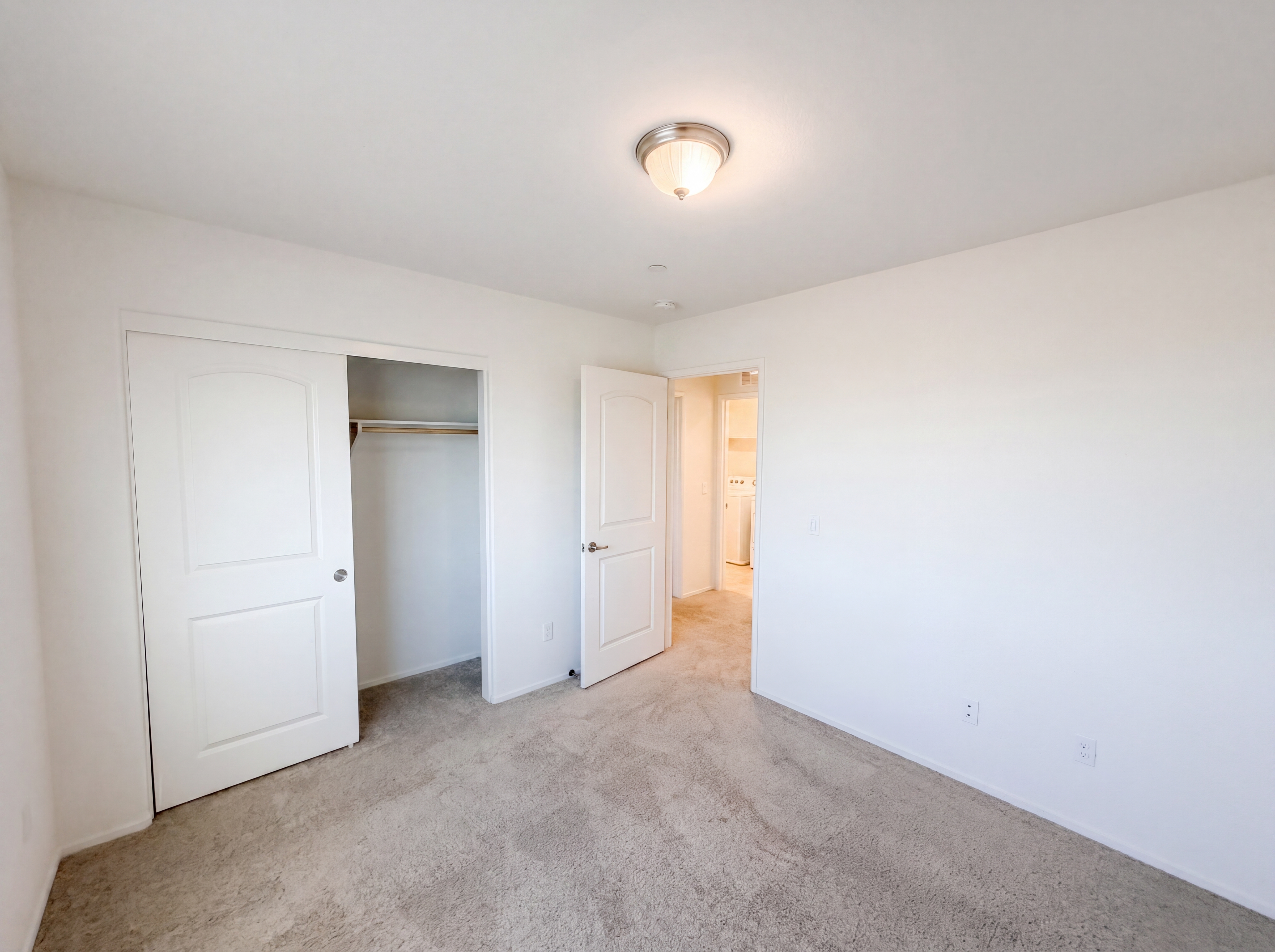Photo 15 of 34 of 15110 Paseo Verde Pl, Victorville, CA