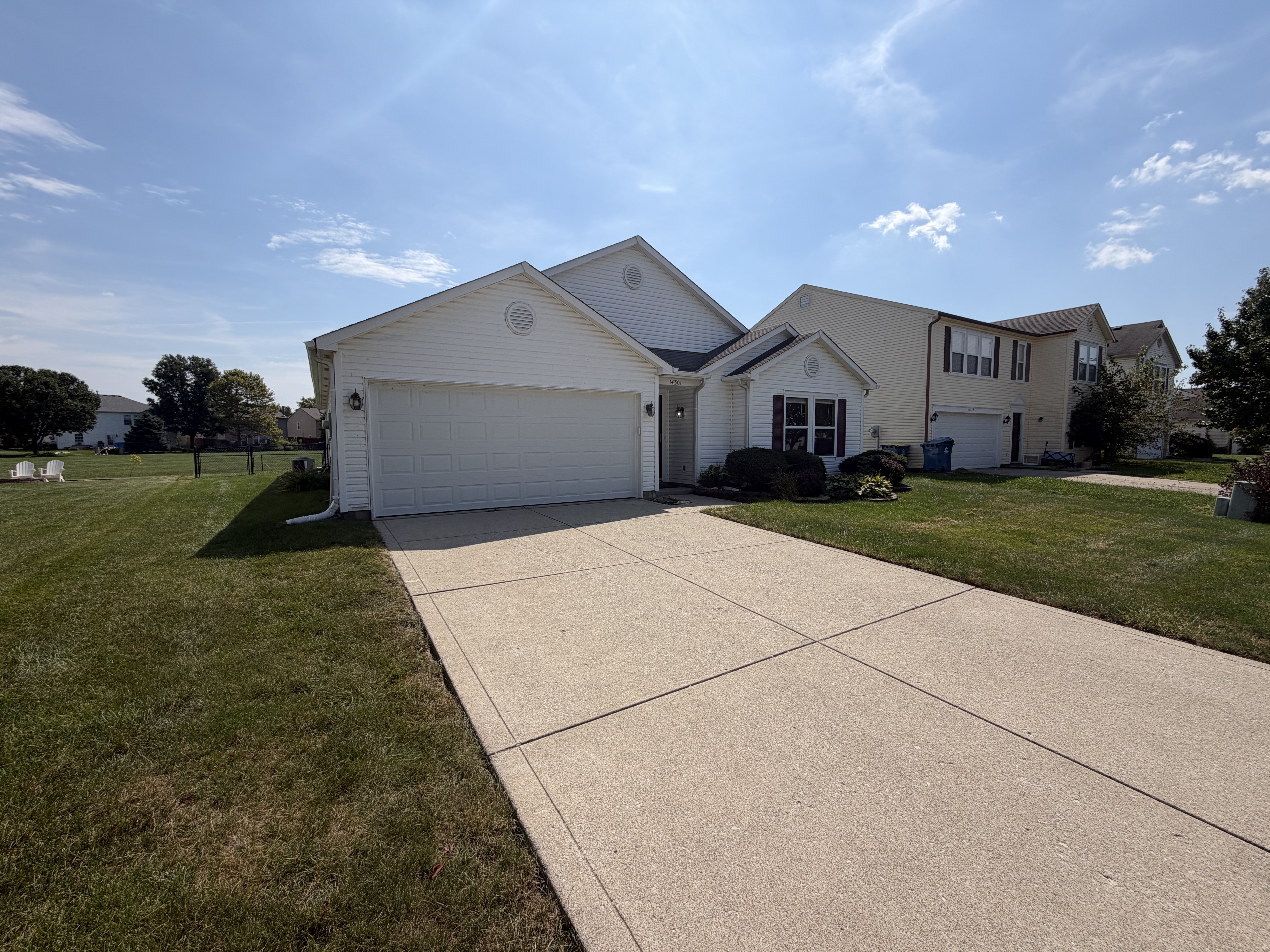 Photo 23 of 27 of 14301 Weeping Cherry Dr, Fishers, IN
