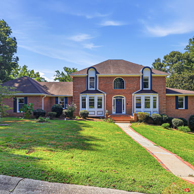 Property photo 1 of 1102 Timber Glen Ct SW