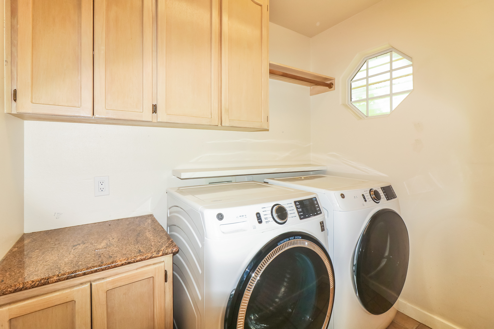 Photo 18 of 21 of 133 Sea Breeze Dr, Aransas Pass, TX