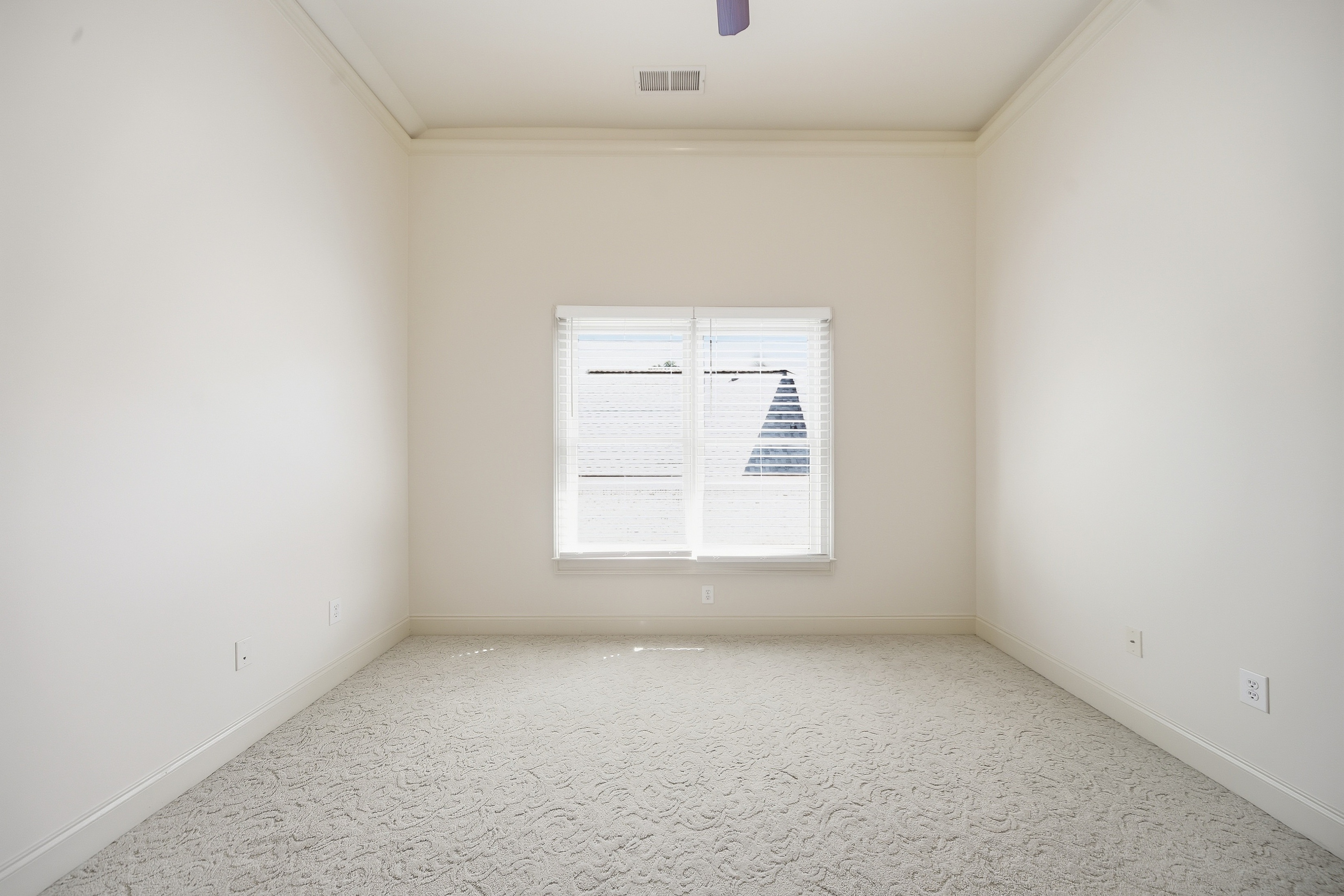Photo 30 of 52 of 3420 Camellia Ln, Suwanee, GA