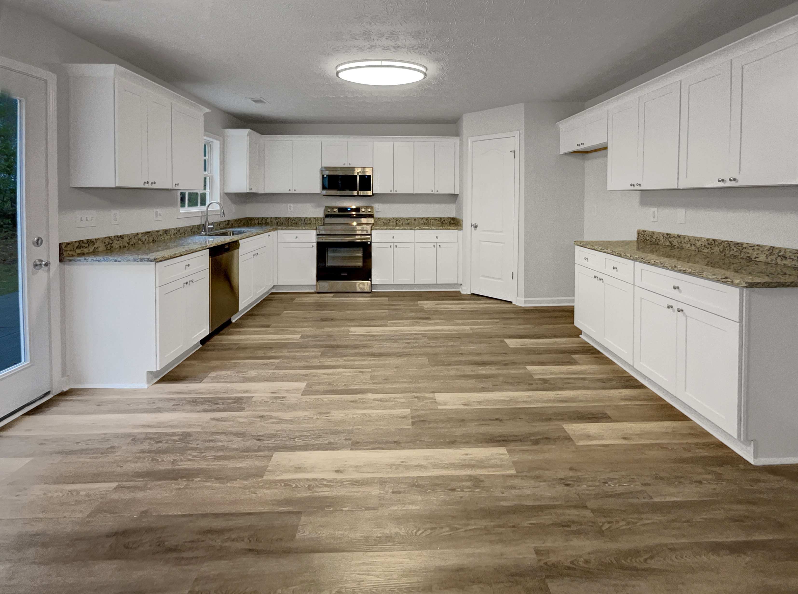 Photo 6 of 26 of 280 Hoglen Dr, Covington, GA