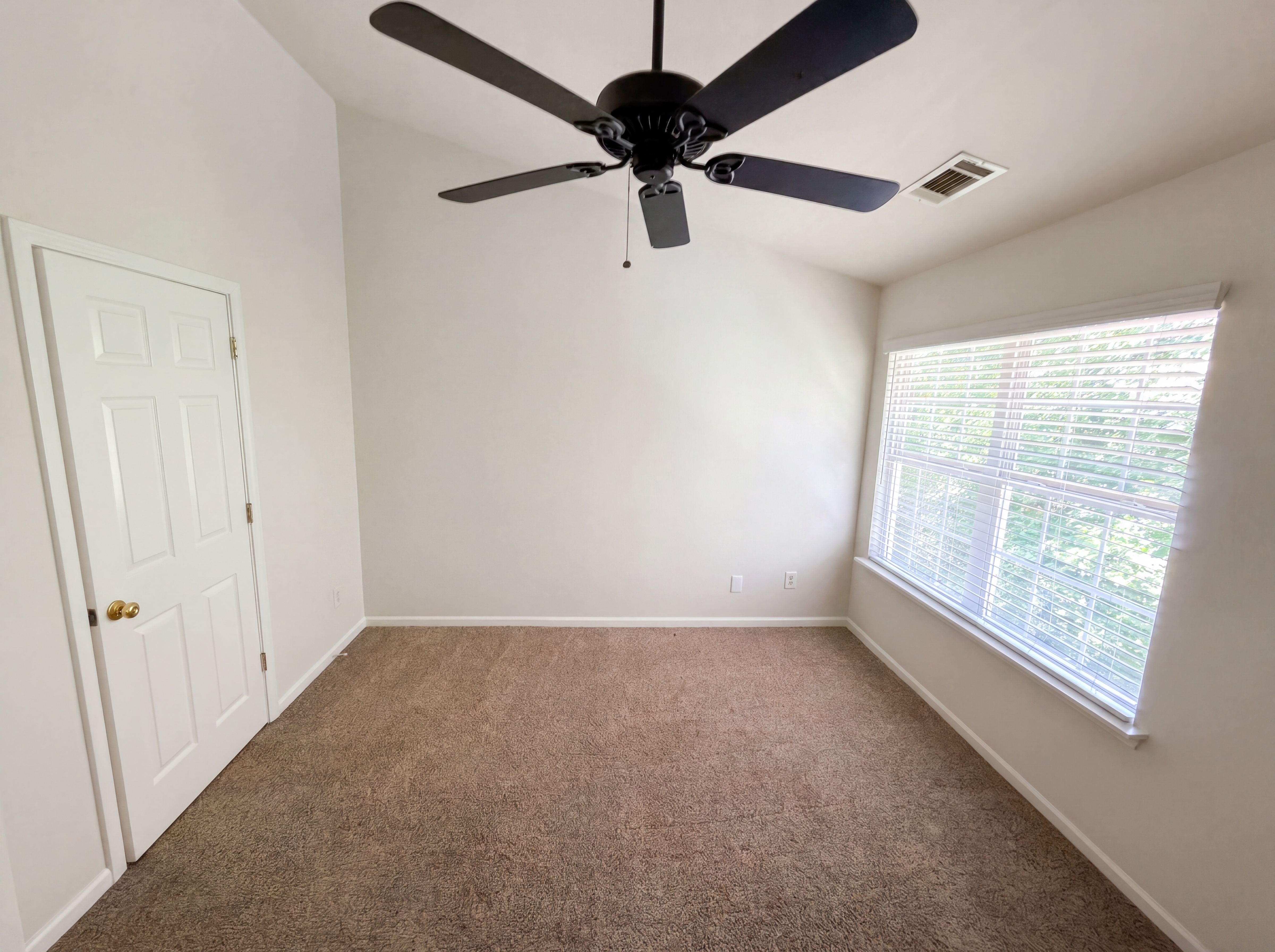 Photo 11 of 16 of 7395 Sun Dance Dr, Fort Mill, SC