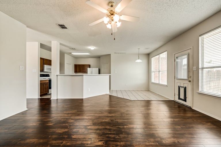 Photo 17 of 34 - 2903 Tangleglen Dr, Rockwall, TX 75032
