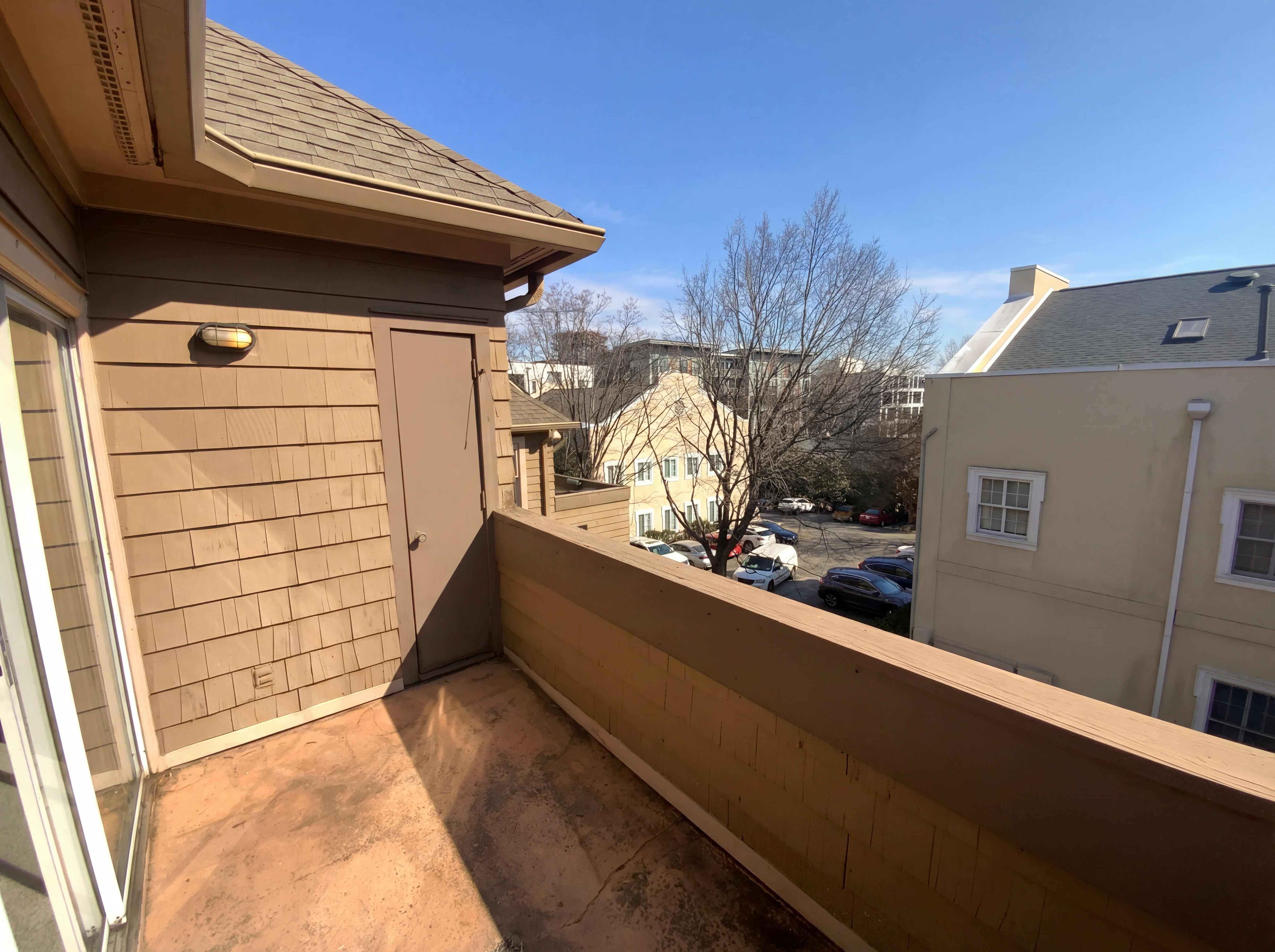 Photo 5 of 28 of 1101 E Morehead St, Charlotte, NC