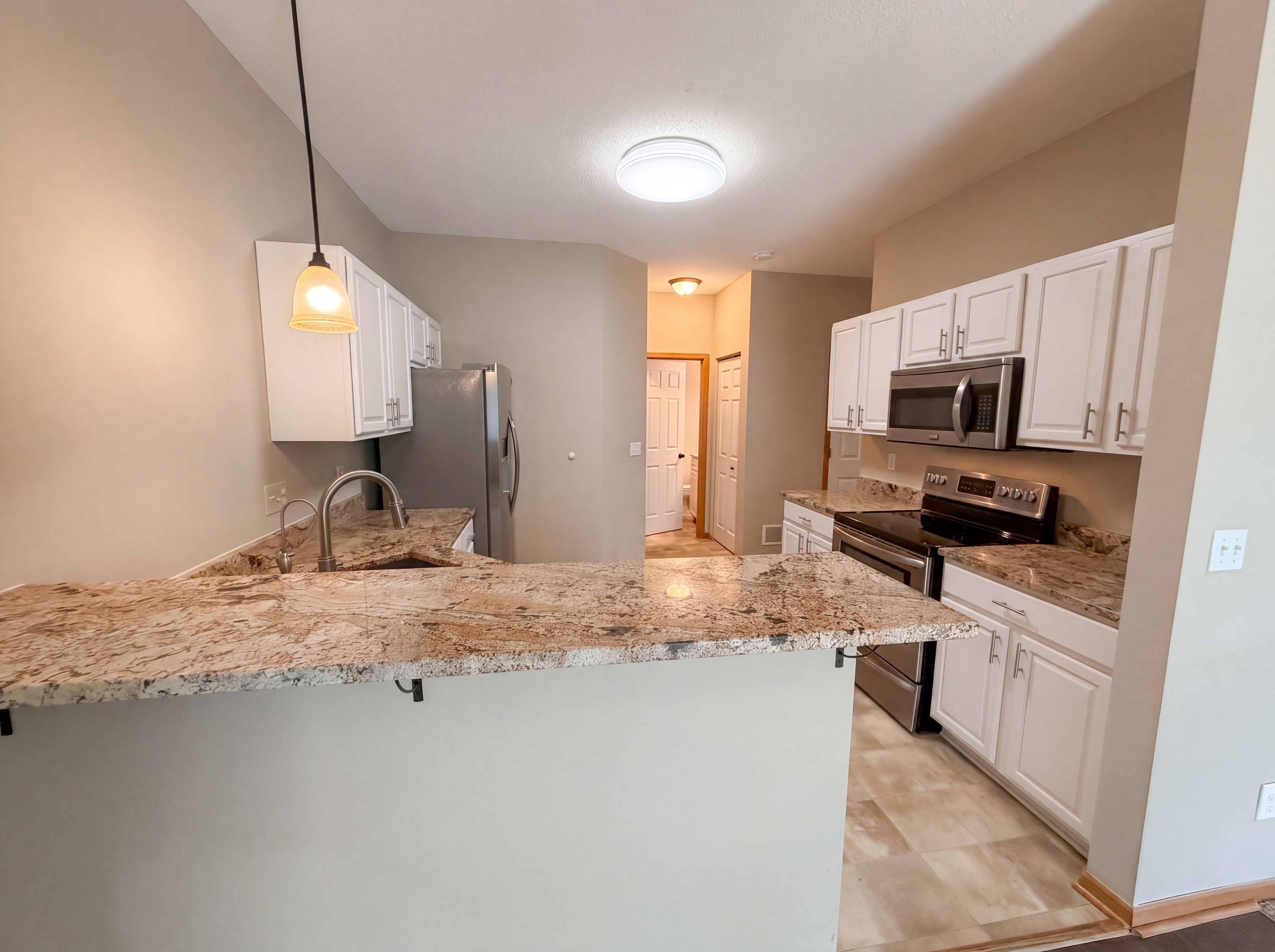 Photo 2 of 26 of 17005 78th Pl N, Maple Grove, MN