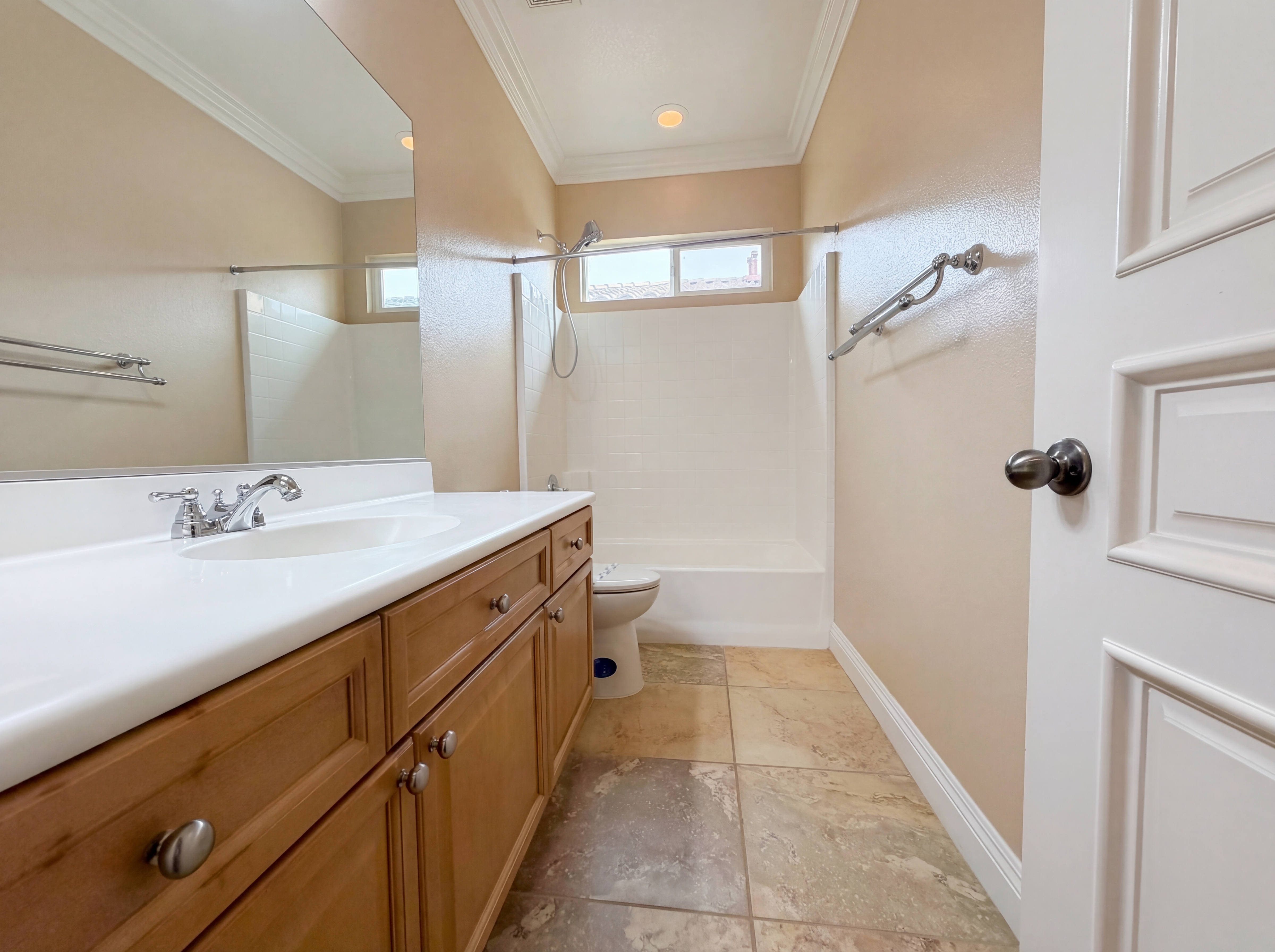 Photo 20 of 60 of 23 Plaza Modena, Lake Elsinore, CA