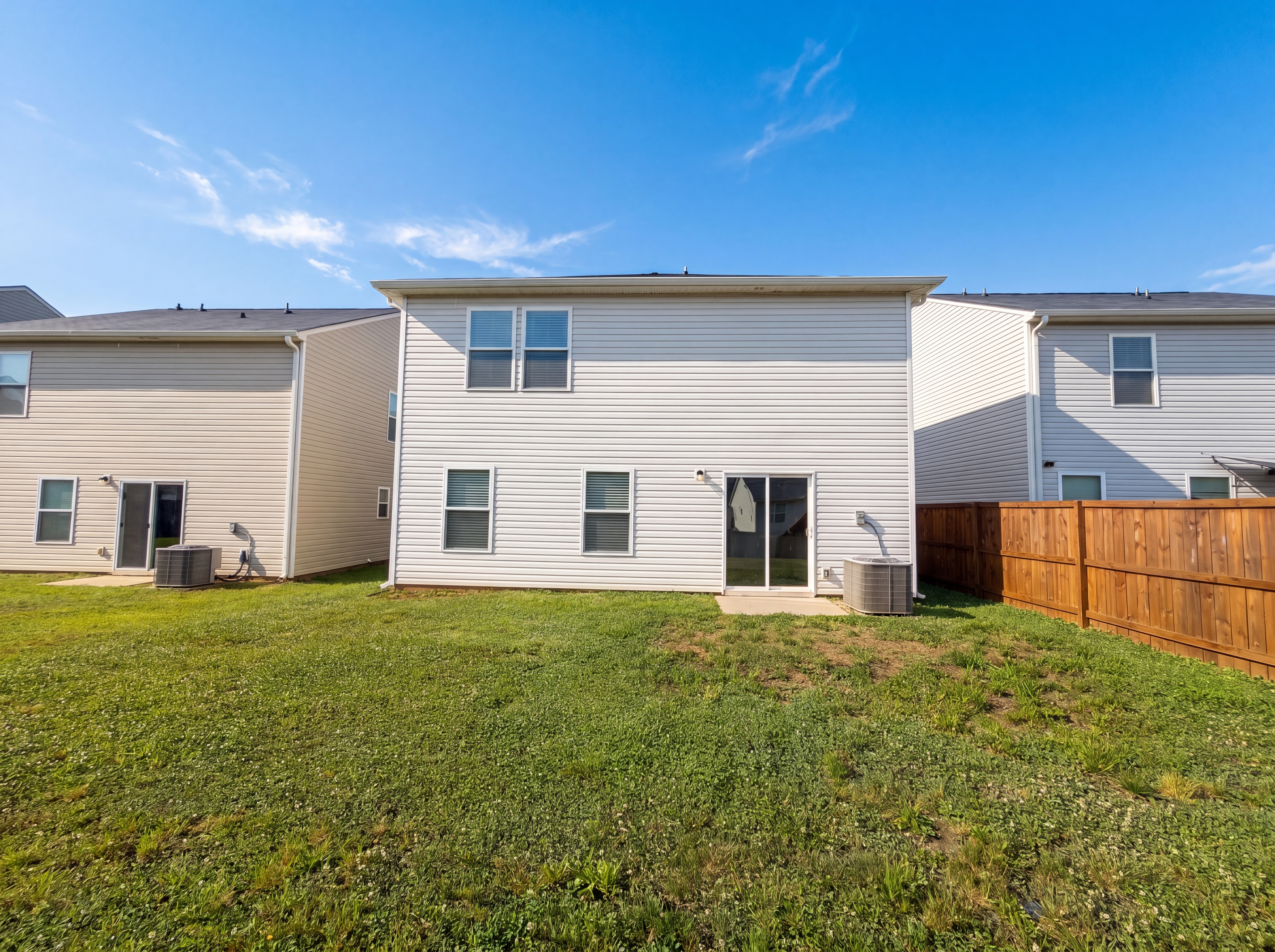 Photo 5 of 21 of 667 Farmstead Trl, Inman, SC