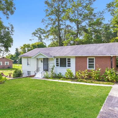 Property photo 2 of 3662 Brownley Dr