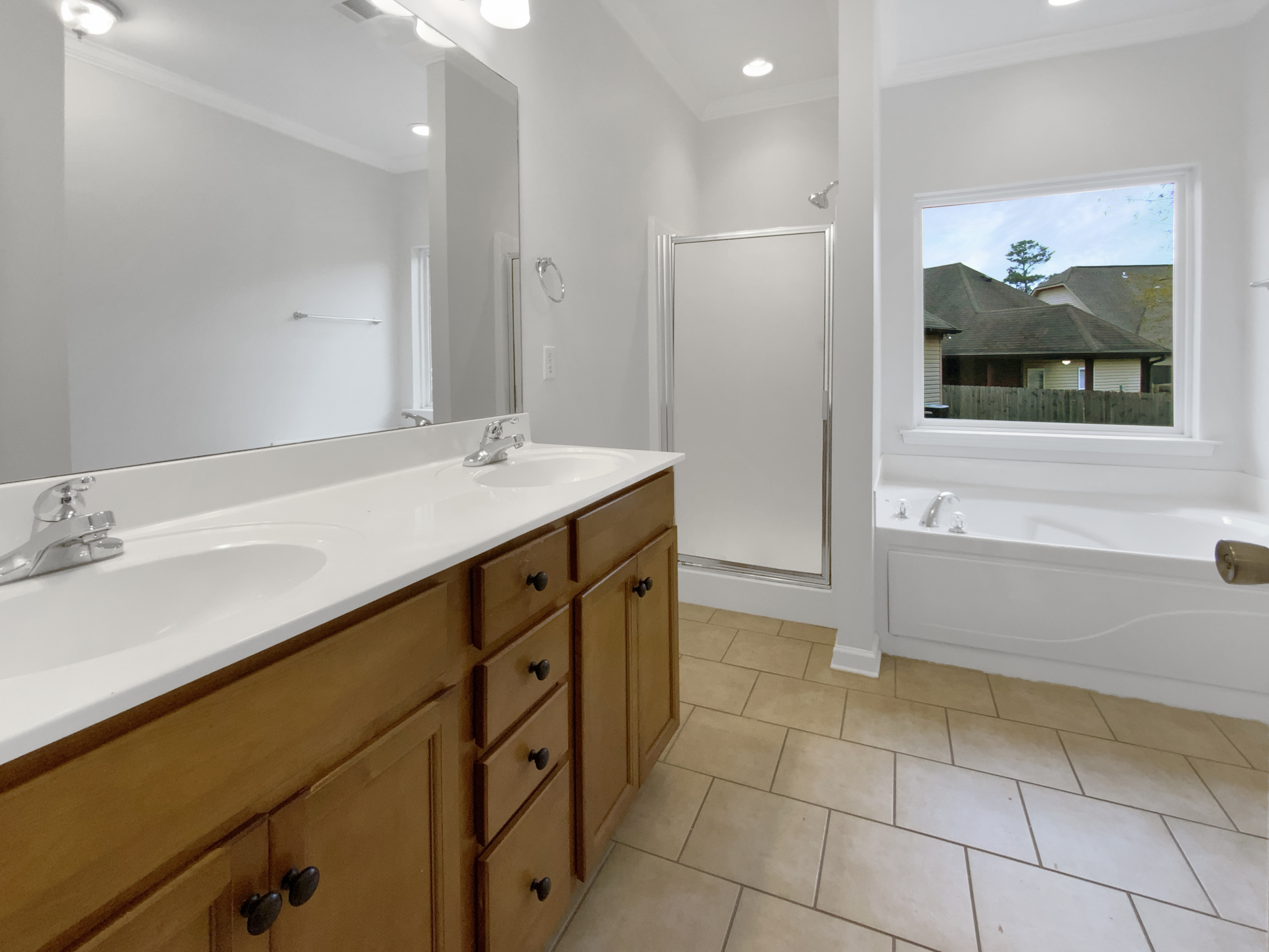 Photo 15 of 19 of 4555 Rosser Loop Dr, Bessemer, AL