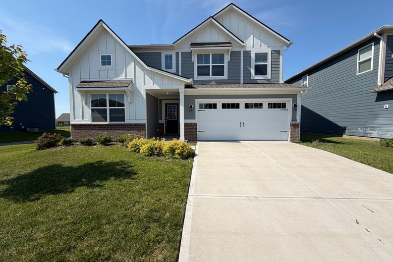 Property photo 1 of 8691 Laurelton Pl