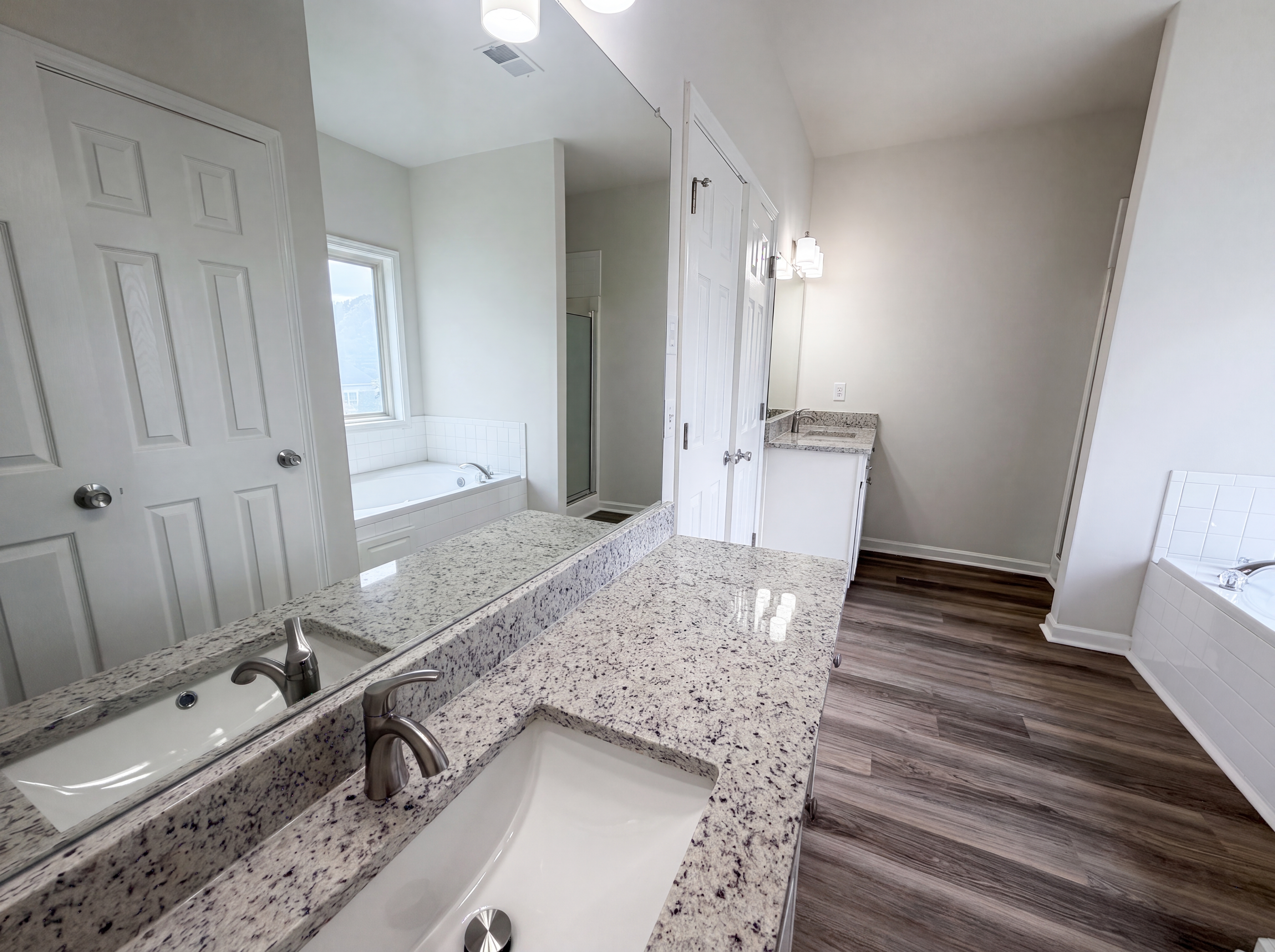 Photo 16 of 25 of 3322 Henderson View Ct, Loganville, GA