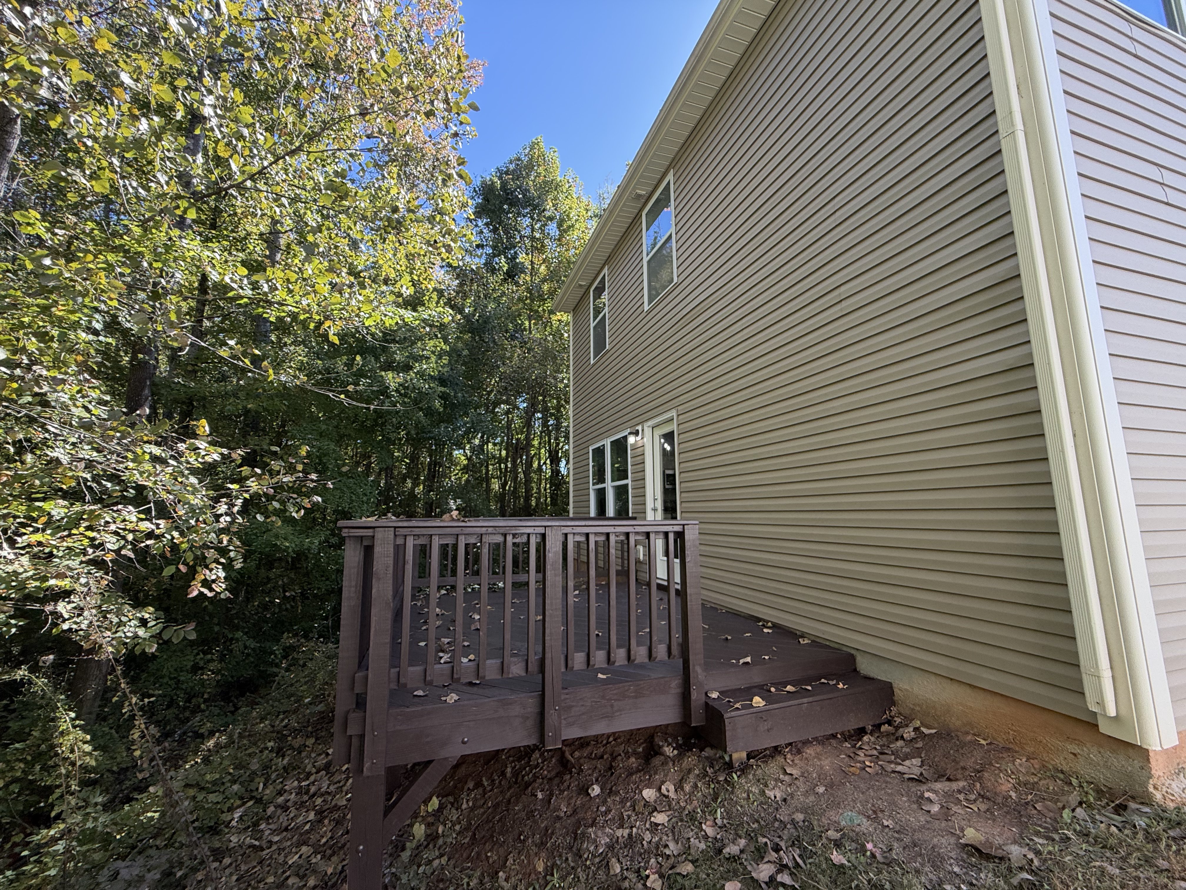 Photo 5 of 22 of 7006 Wandering Creek Dr, Charlotte, NC