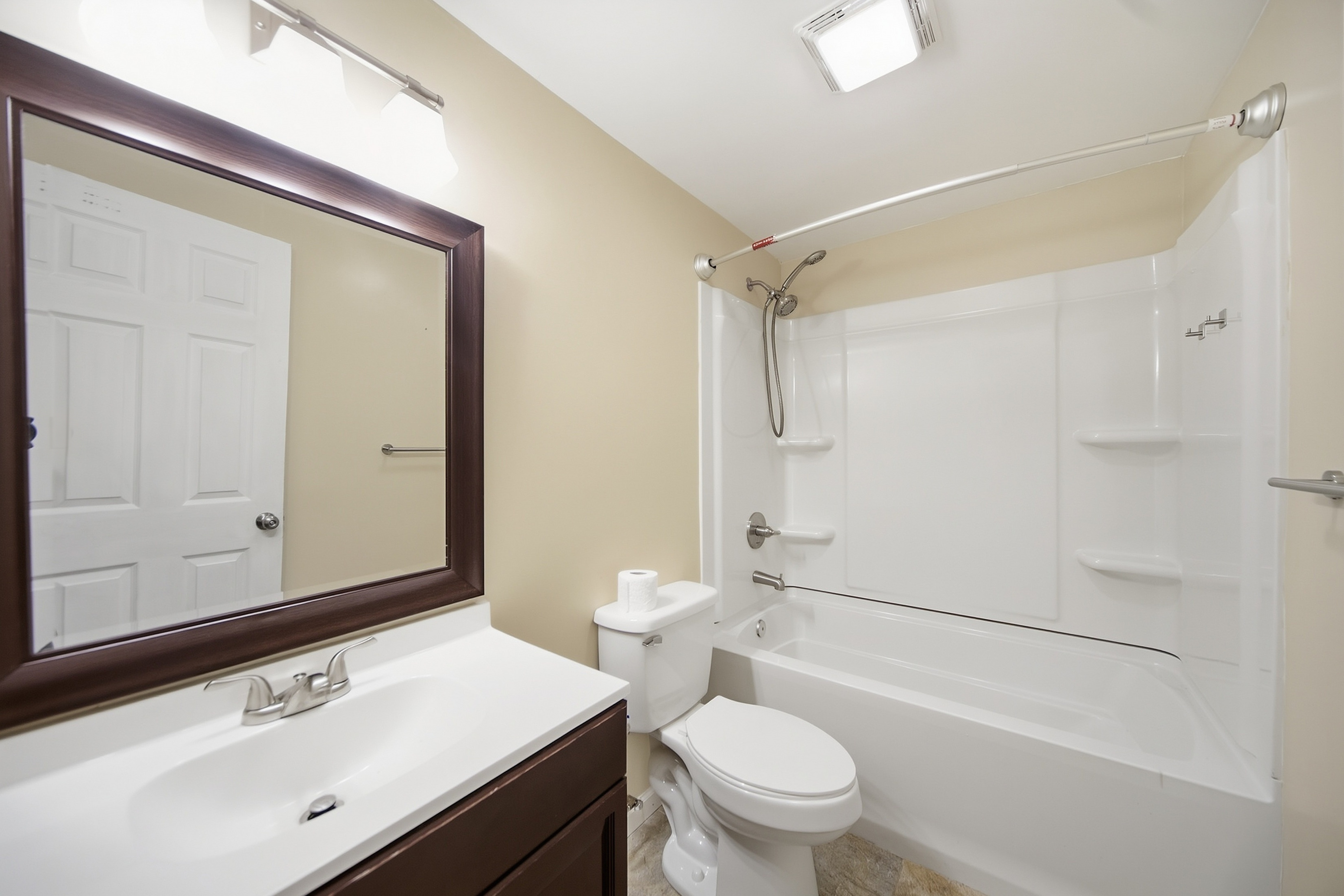 Photo 29 of 40 of 4003 Oakview Ct, Alpharetta, GA