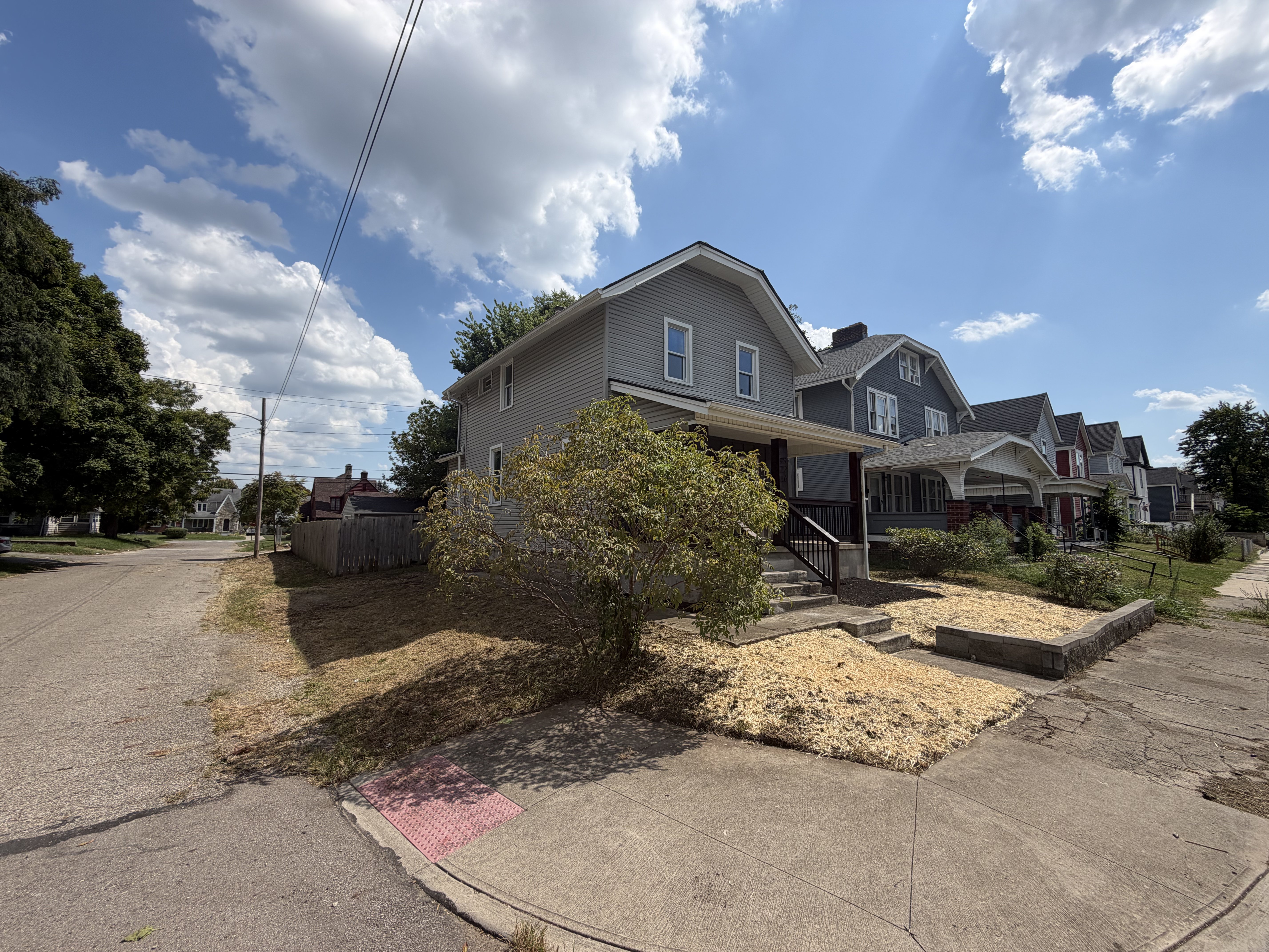 Photo 20 of 23 of 926 Ellsworth Ave, Columbus, OH