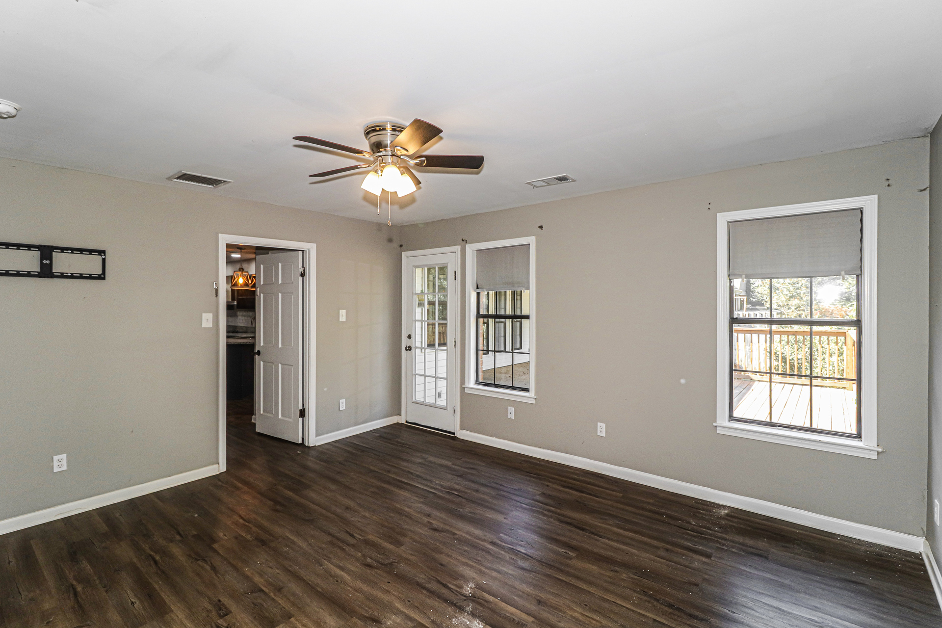 Photo 32 of 41 of 3530 Josee Ln, Bartlett, TN