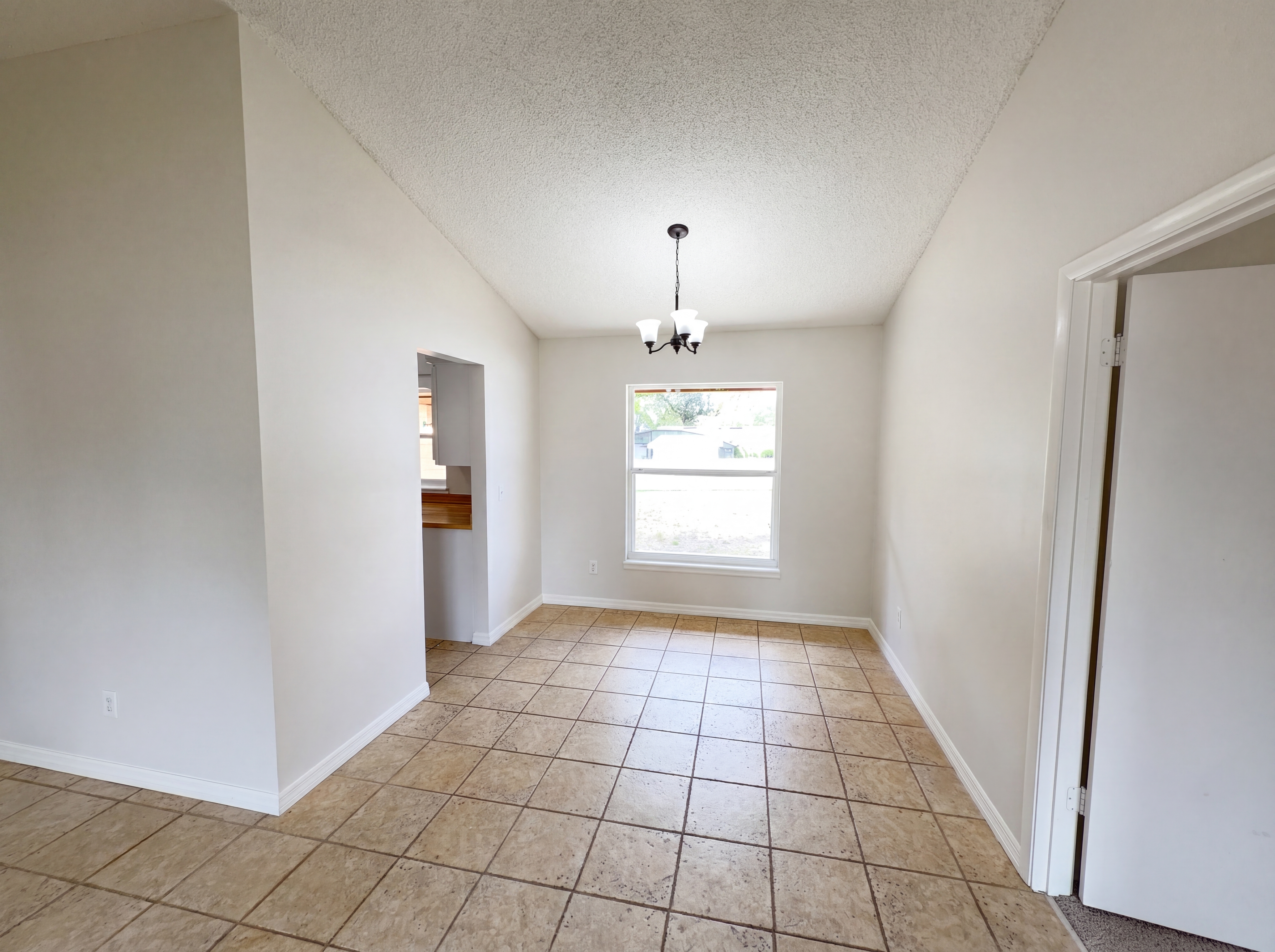 Photo 10 of 24 of 1171 Saddlehorn Cir, Winter Springs, FL