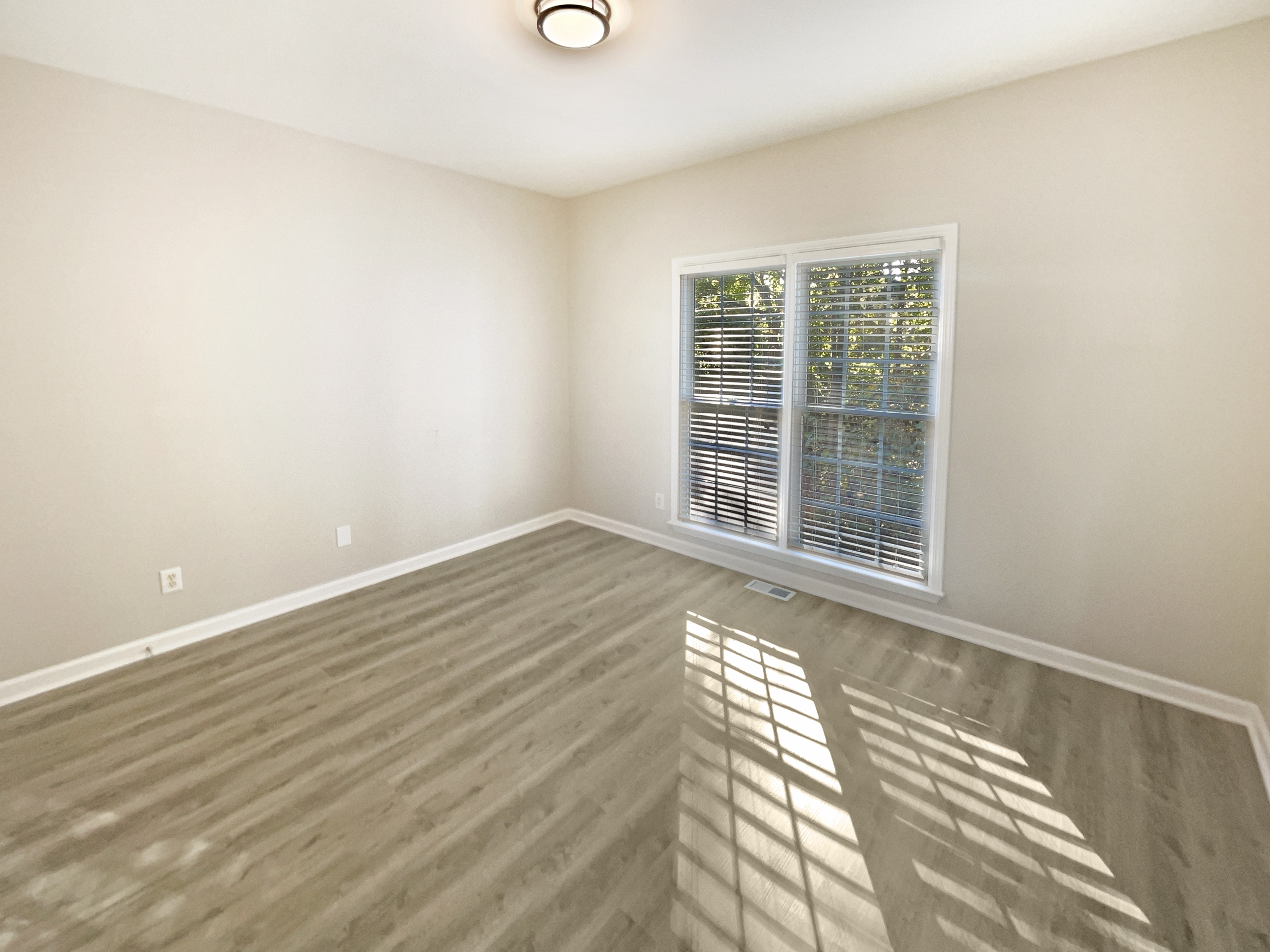 Photo 16 of 44 of 2680 Factor Walk Blvd, Suwanee, GA