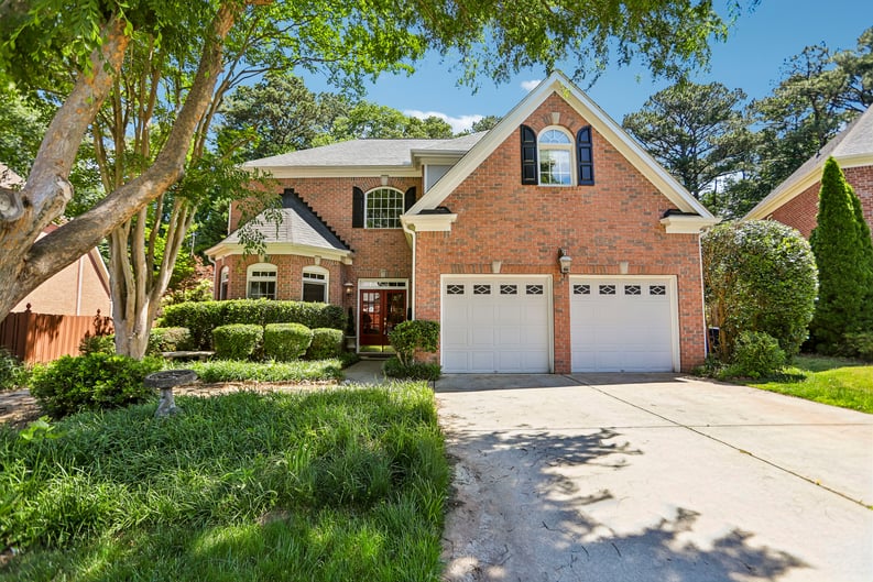 Property photo 1 of 3054 Montclair Cir SE