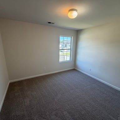Property photo 1 of 7402 Walton Hl