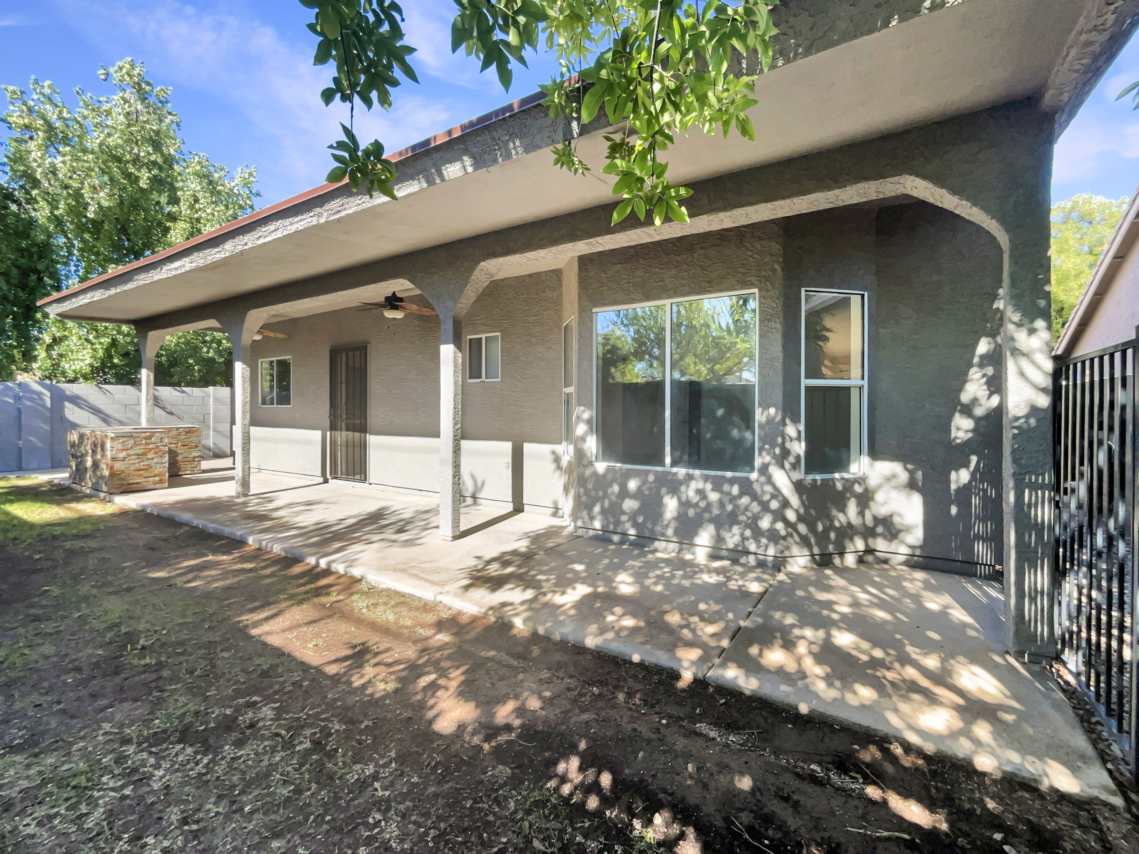 Photo 7 of 22 of 1901 E Marquette Dr, Gilbert, AZ