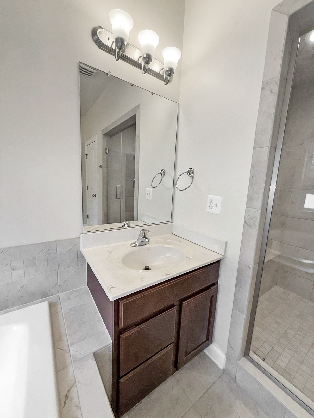 Photo 6 of 16 of 2829 Deer Creek Ct, Indian Head, MD