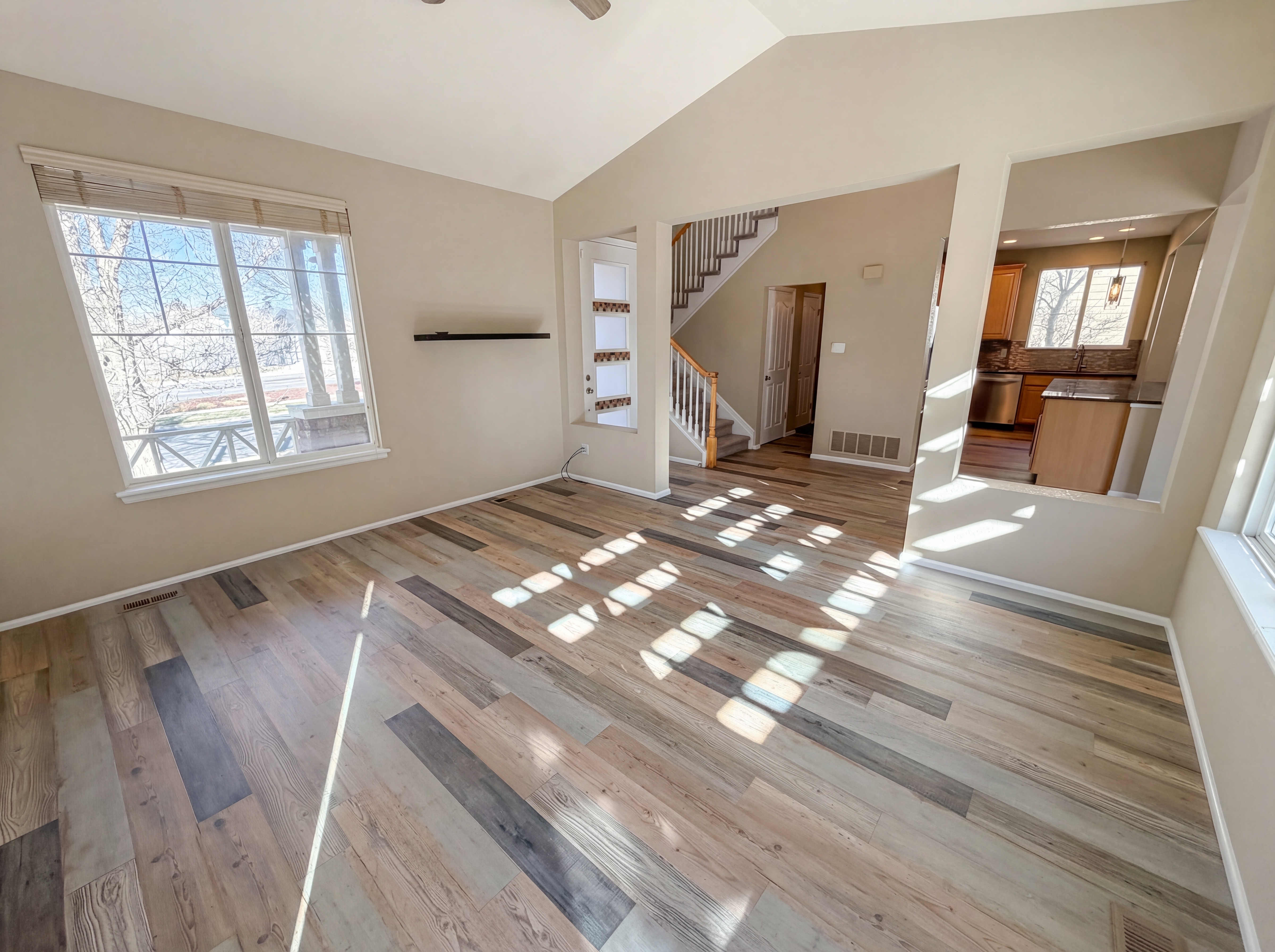 Photo 9 of 36 of 10049 Southlawn Cir, Commerce City, CO