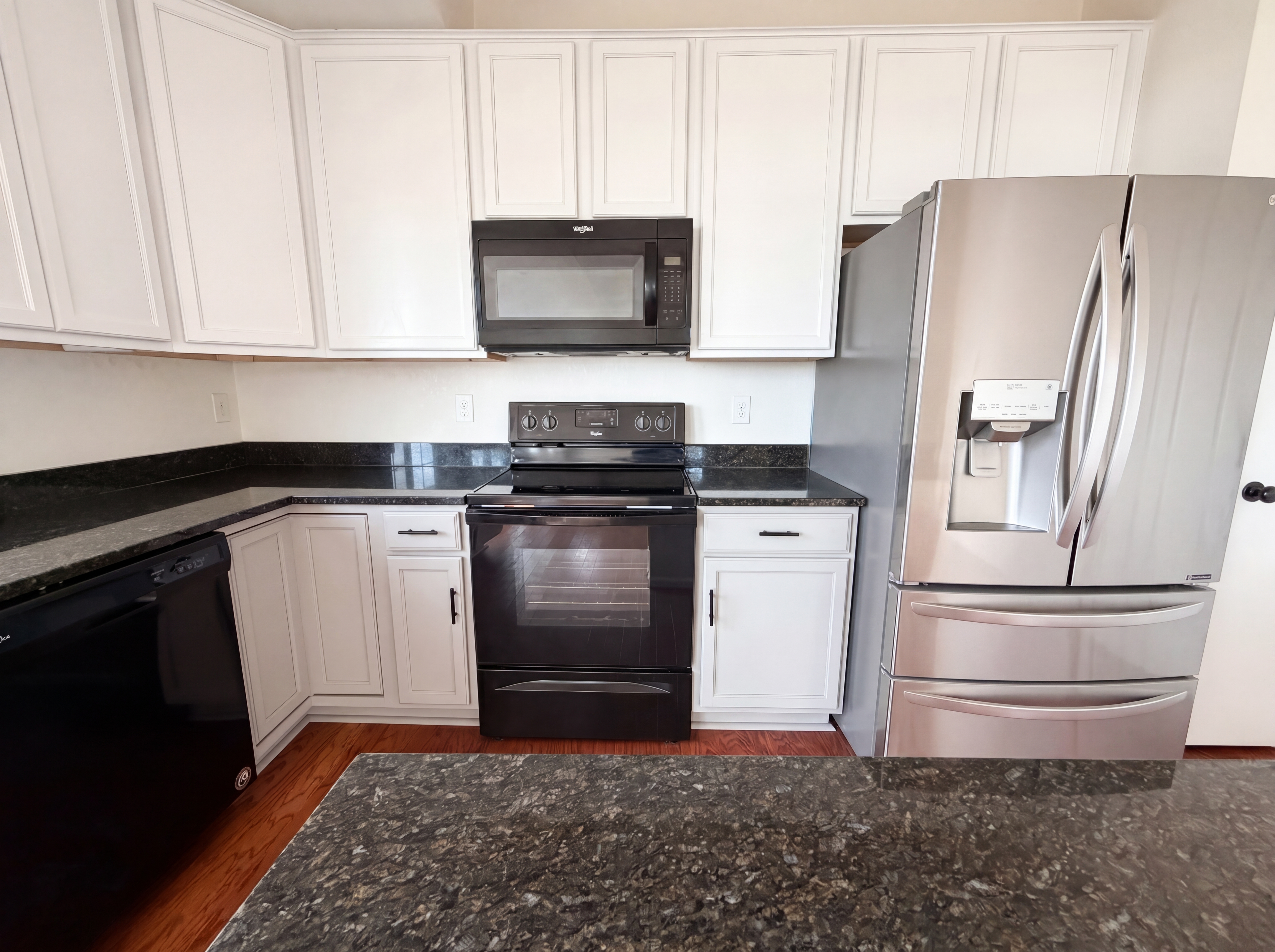 Photo 11 of 34 of 10186 Zeno St, Commerce City, CO