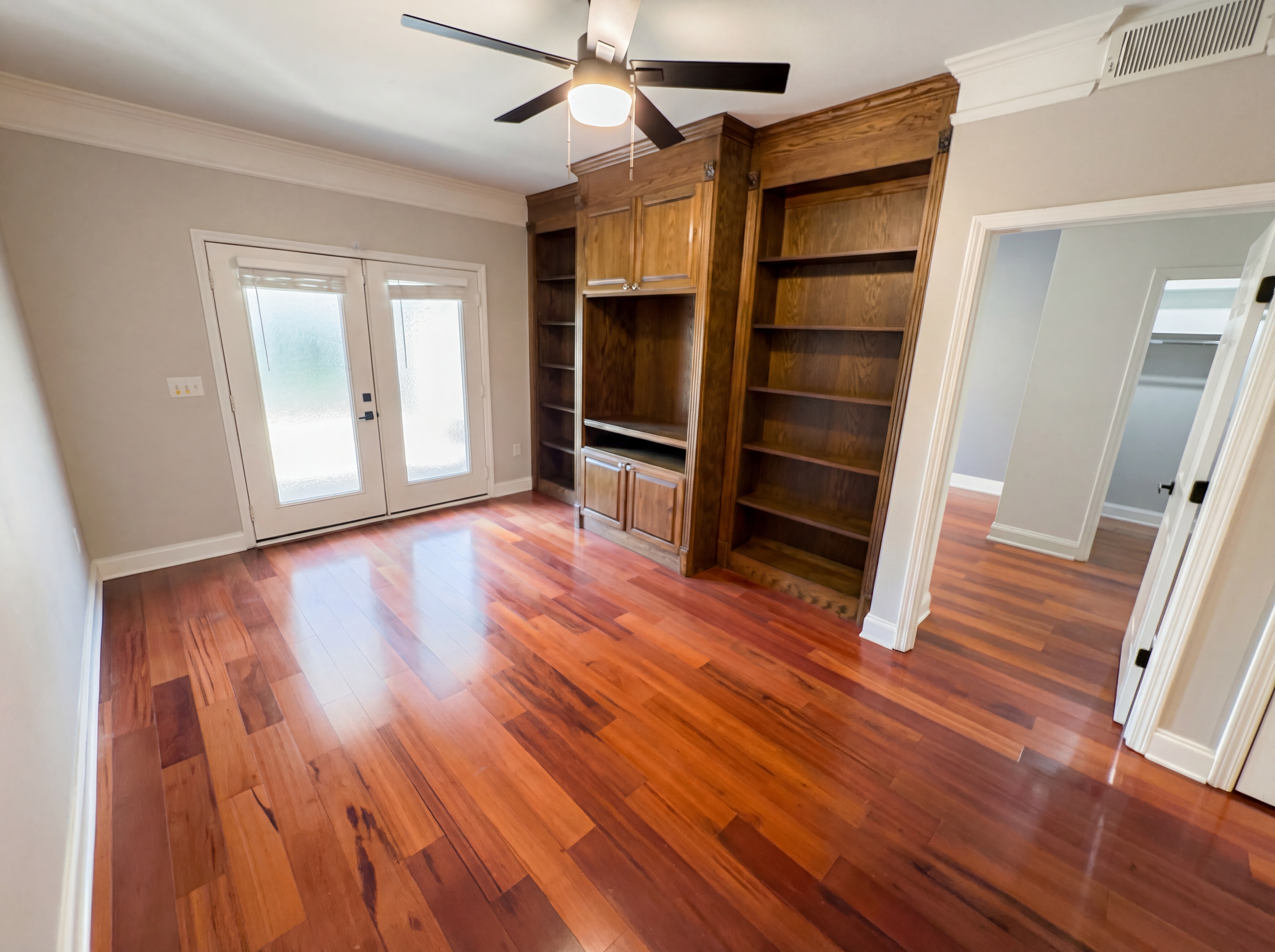 Photo 6 of 24 of 2700 Pine Tree Rd NE, Atlanta, GA