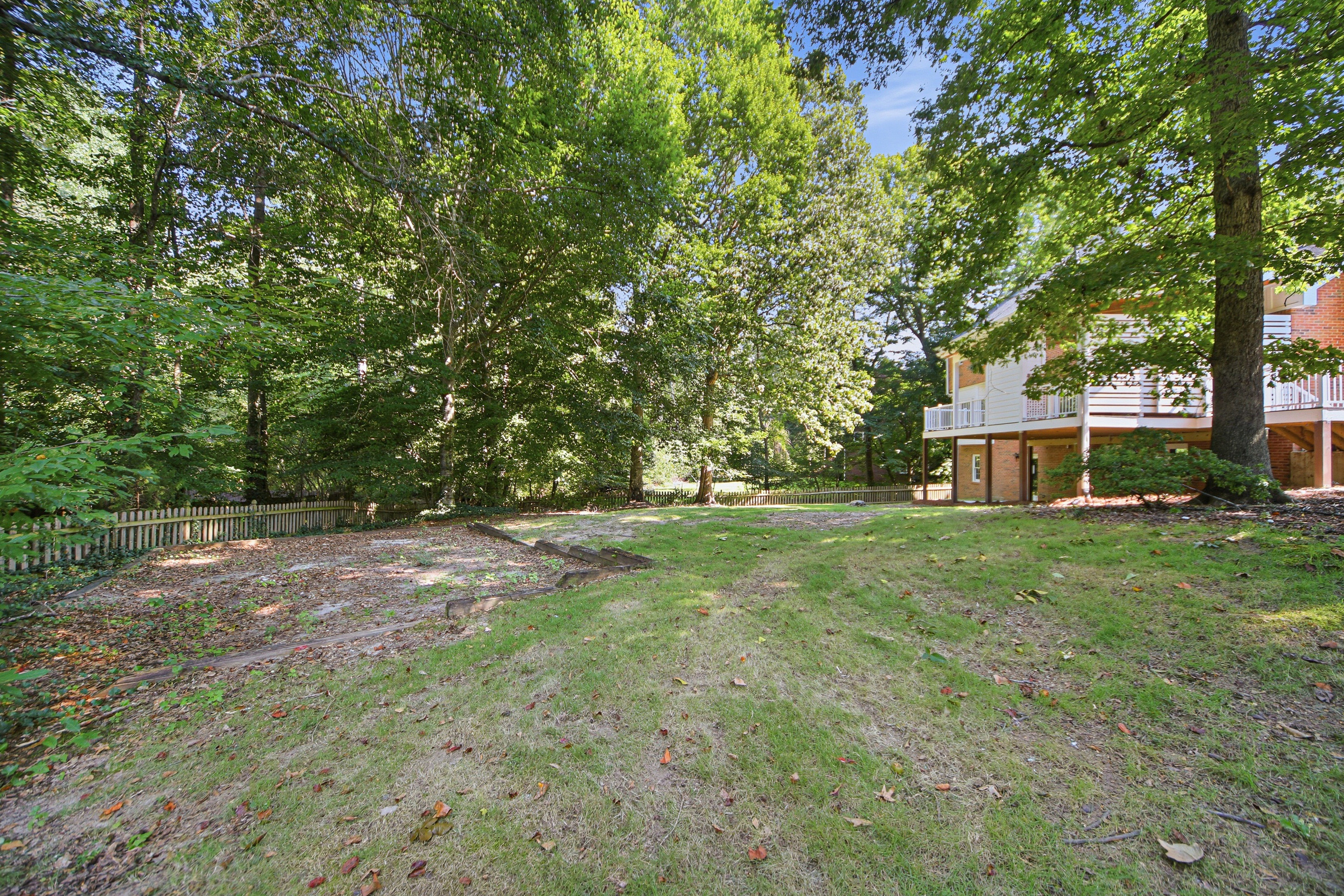 Photo 32 of 36 of 1440 Shade Tree Way, Alpharetta, GA