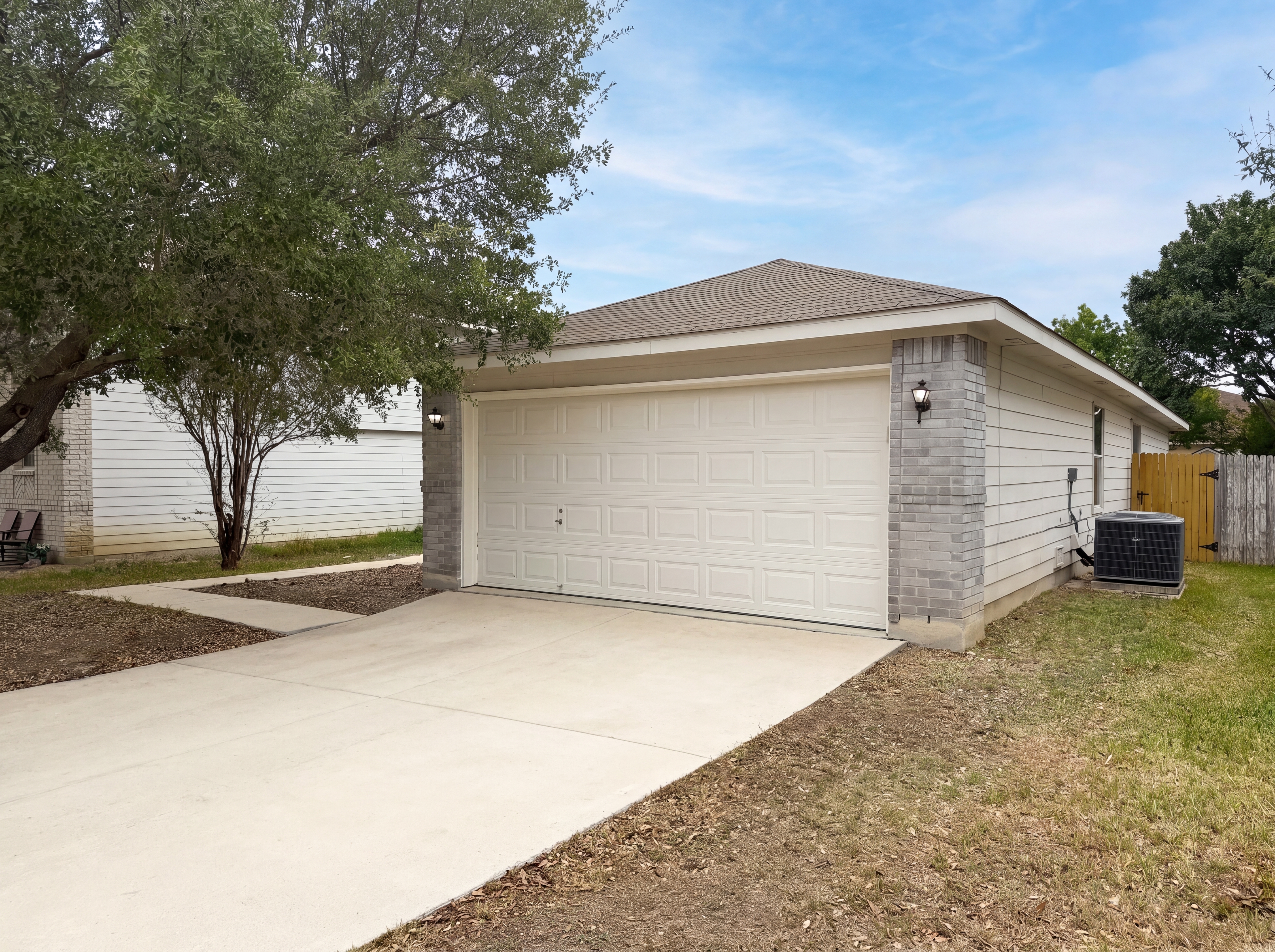 Photo 15 of 16 of 333 Longhorn Way, Cibolo, TX