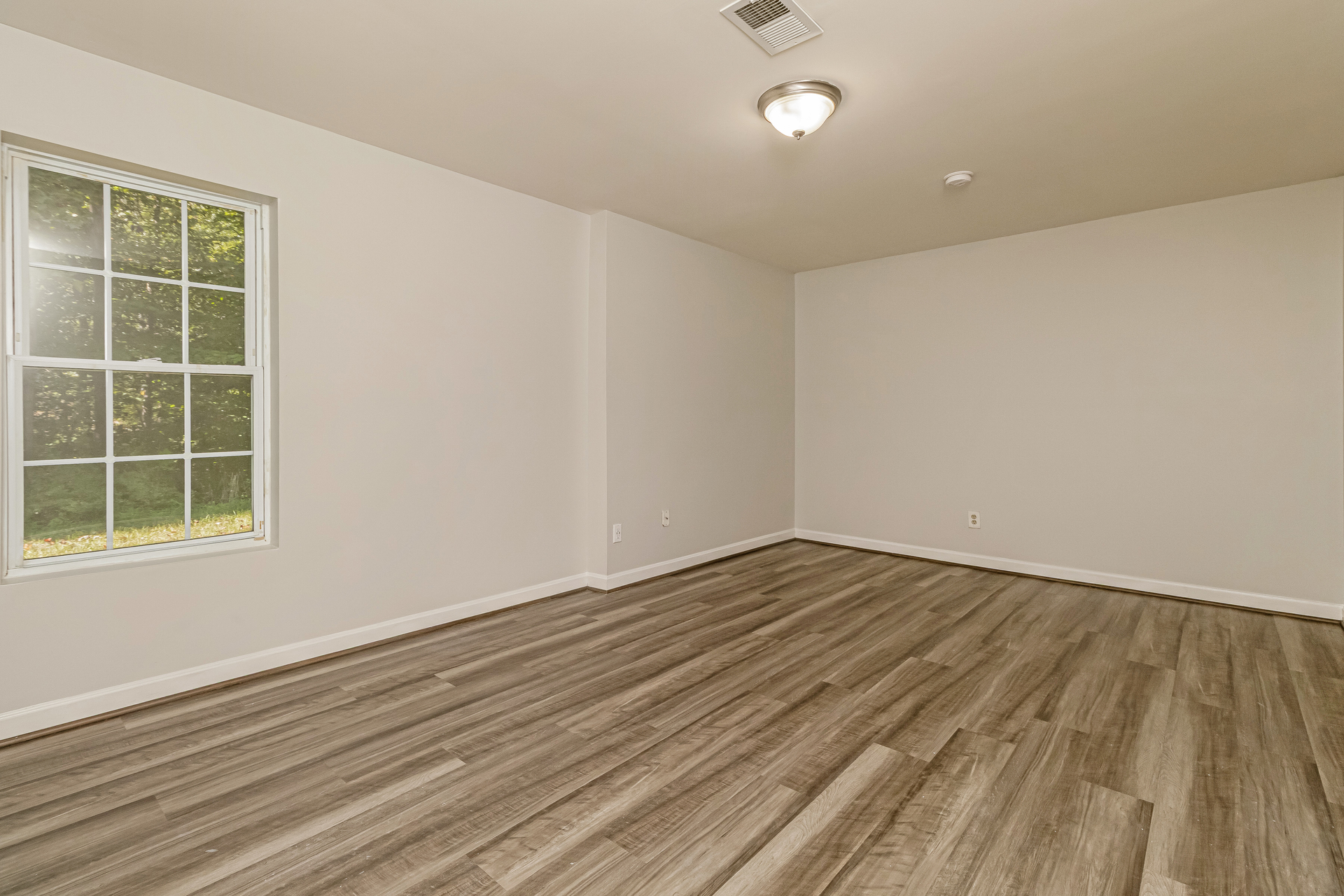 Photo 16 of 22 of 10116 Chesney Dr, Spotsylvania, VA
