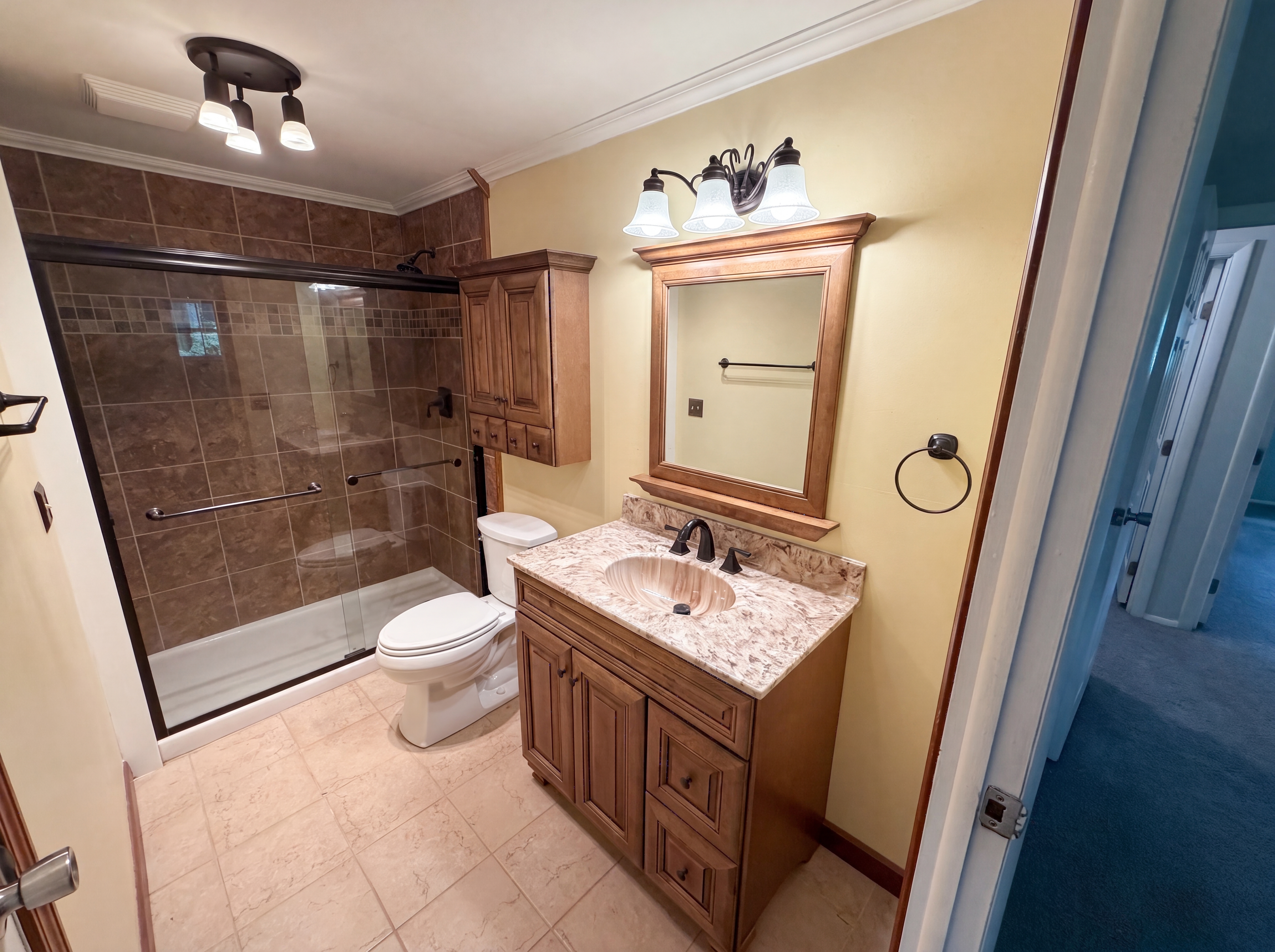 Photo 18 of 23 of 1537 W 74th Pl, Indianapolis, IN