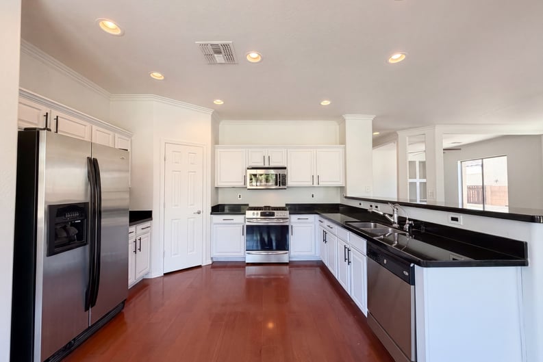Property photo 2 of 3684 S Danielson Way