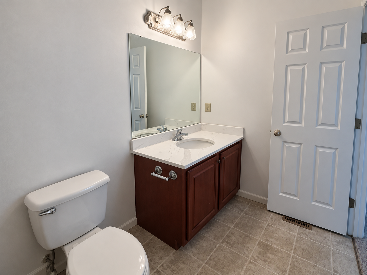 Photo 13 of 18 of 4982 Penny Ln, North Olmsted, OH