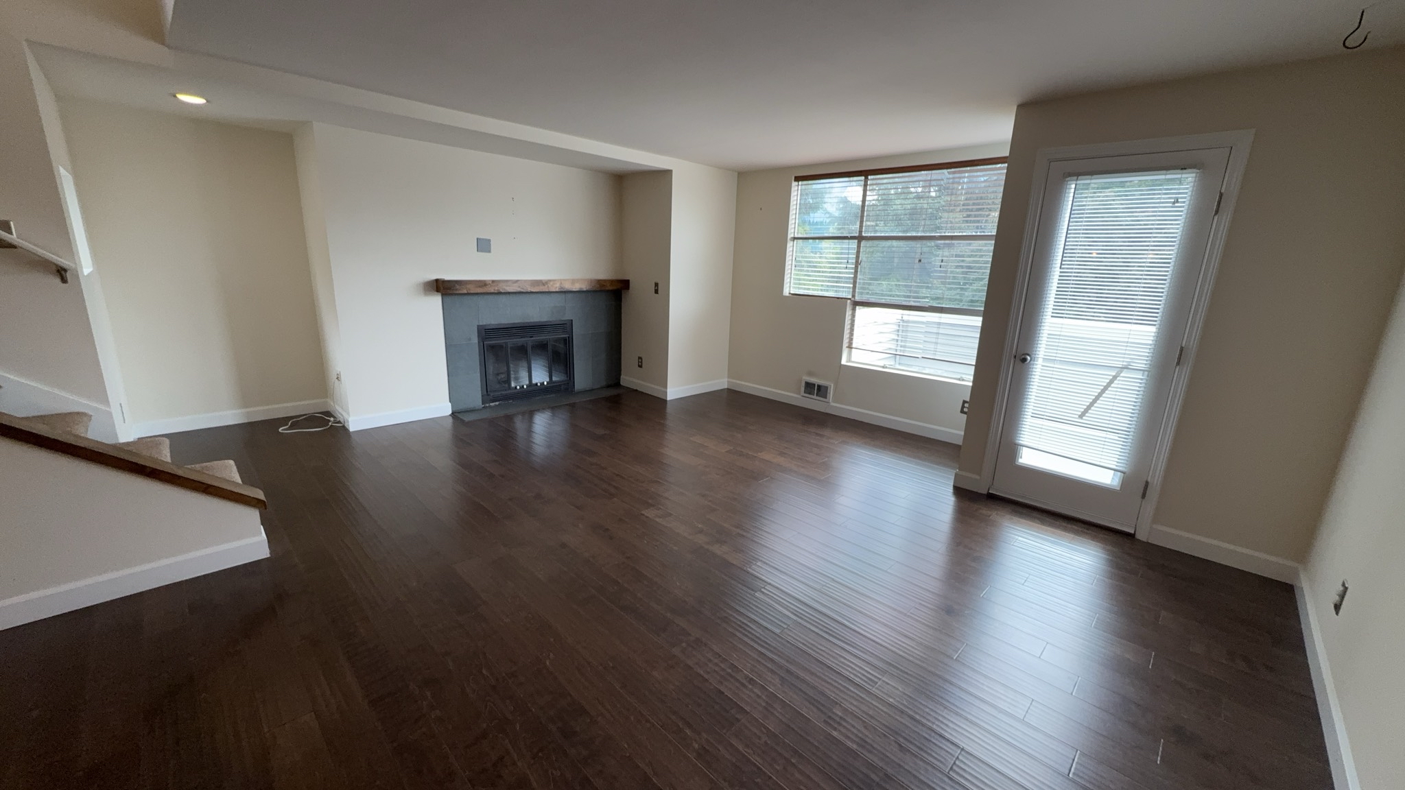 Photo 11 of 42 of 442 4th Ave, Kirkland, WA