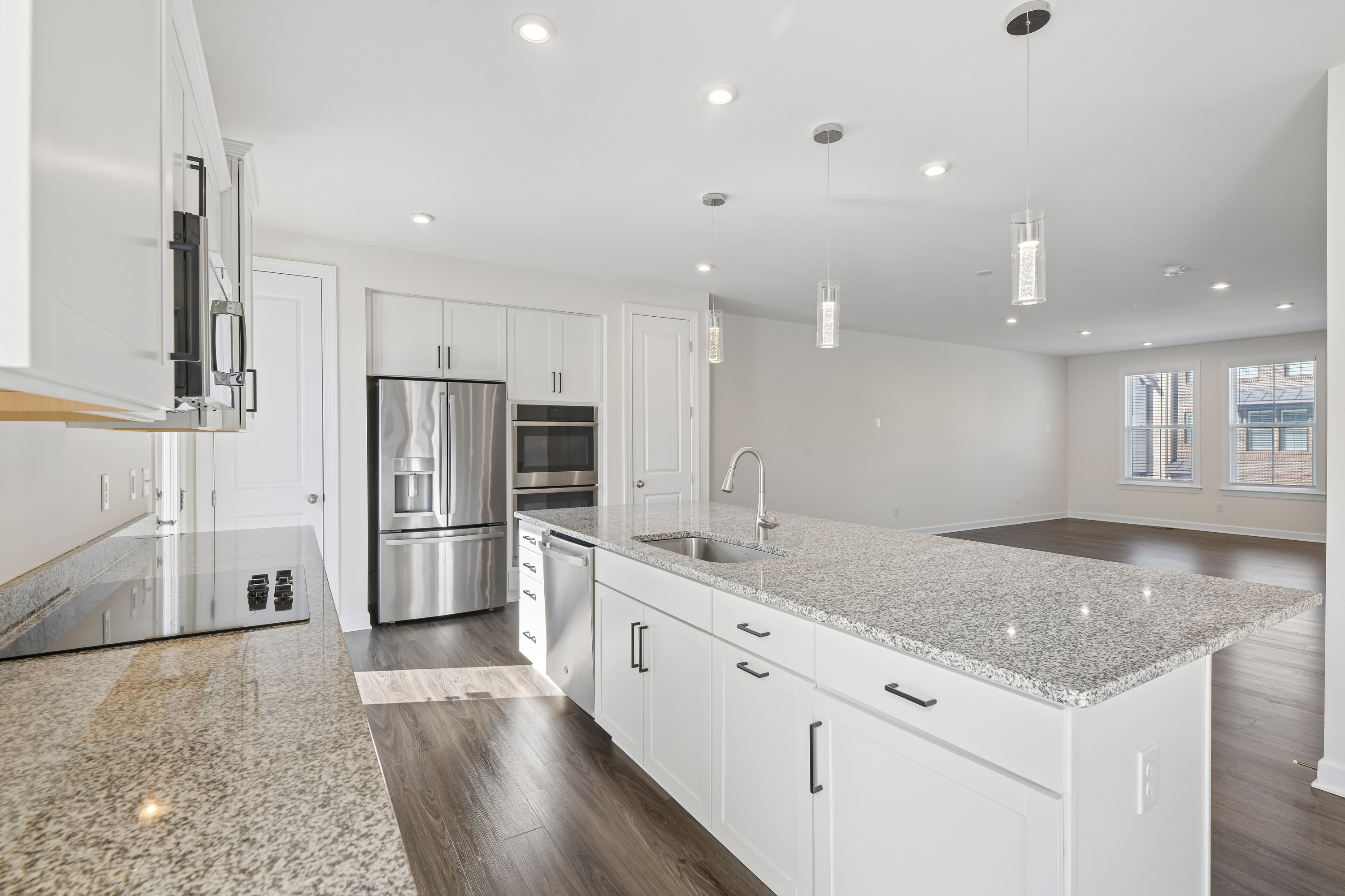 Photo 21 of 60 of 8124 Bock Farm Pl, Alexandria, VA