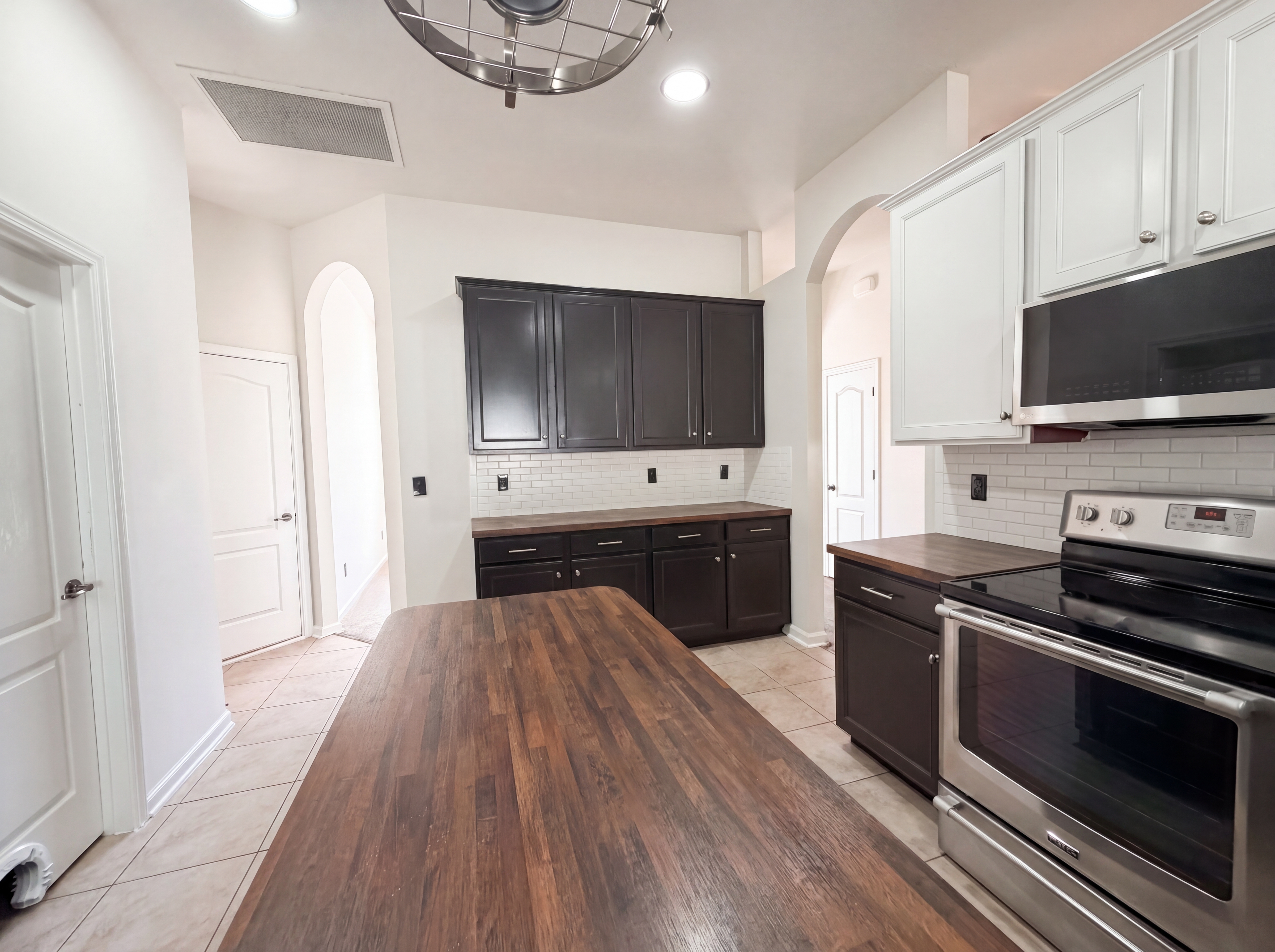 Photo 11 of 21 of 45168 Ingleham Cir, Callahan, FL